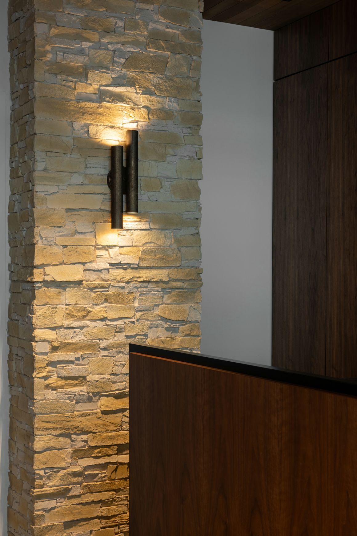Ledge Stone Wall Panels by Muros - Real Stone Facade