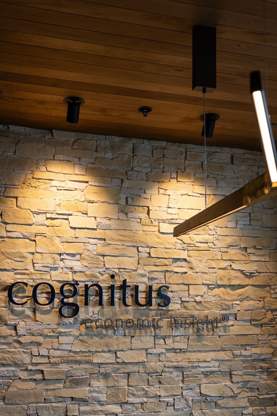 Ledge Stone Wall Panels by Muros - Real Stone Facade