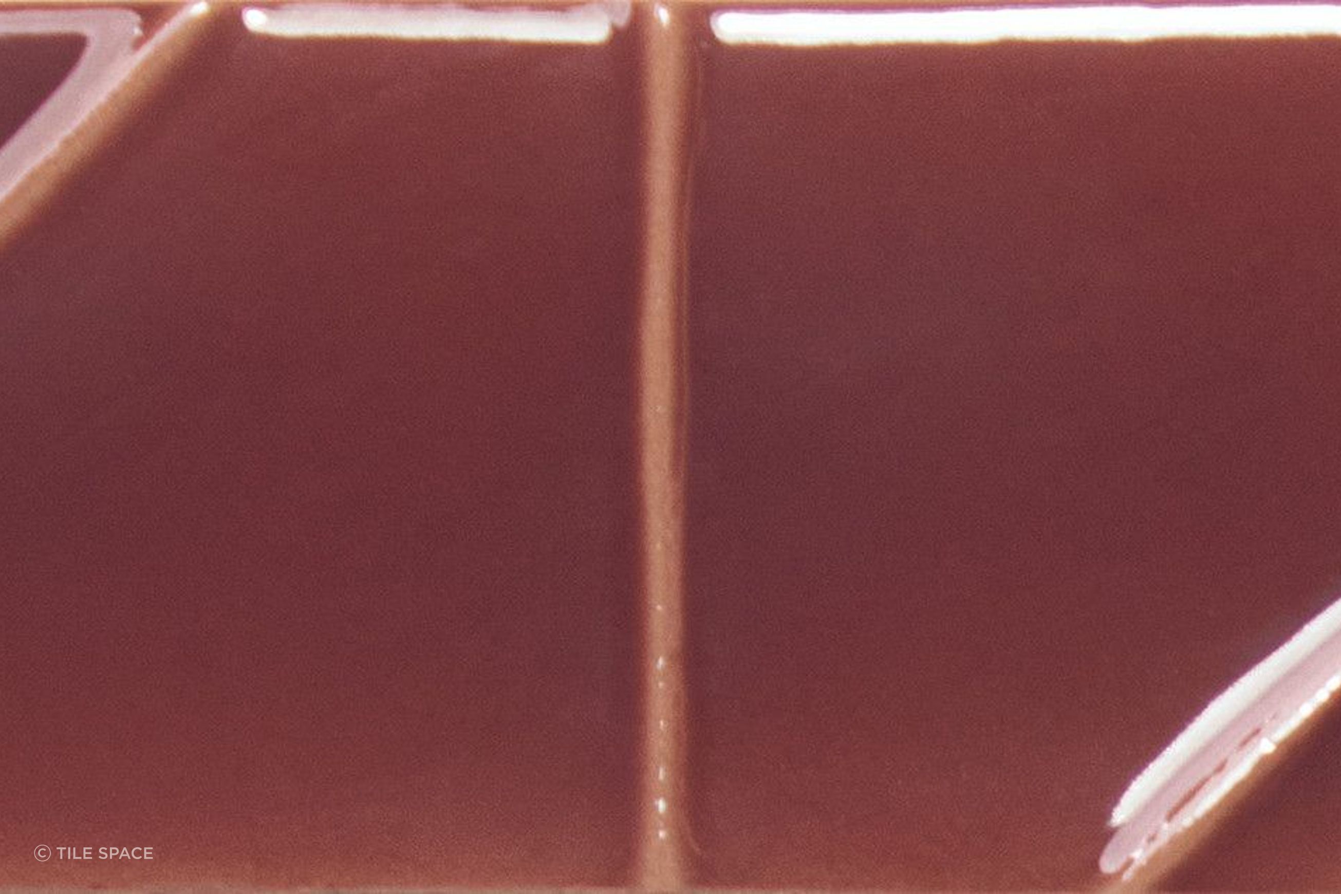 Yoko | Origami Bordo Gloss | 62x125