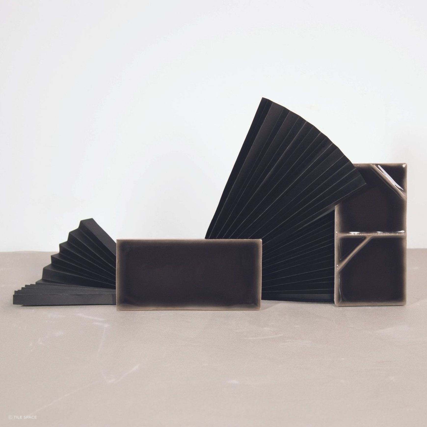 Yoko | Origami Onix Gloss | 62x125