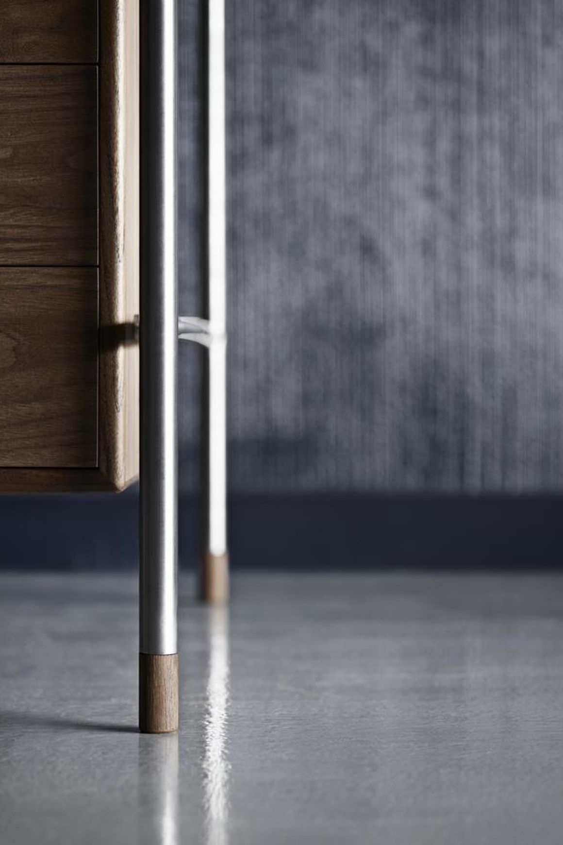 AJ52 Society Table 140x70cm by Carl Hansen & Søn