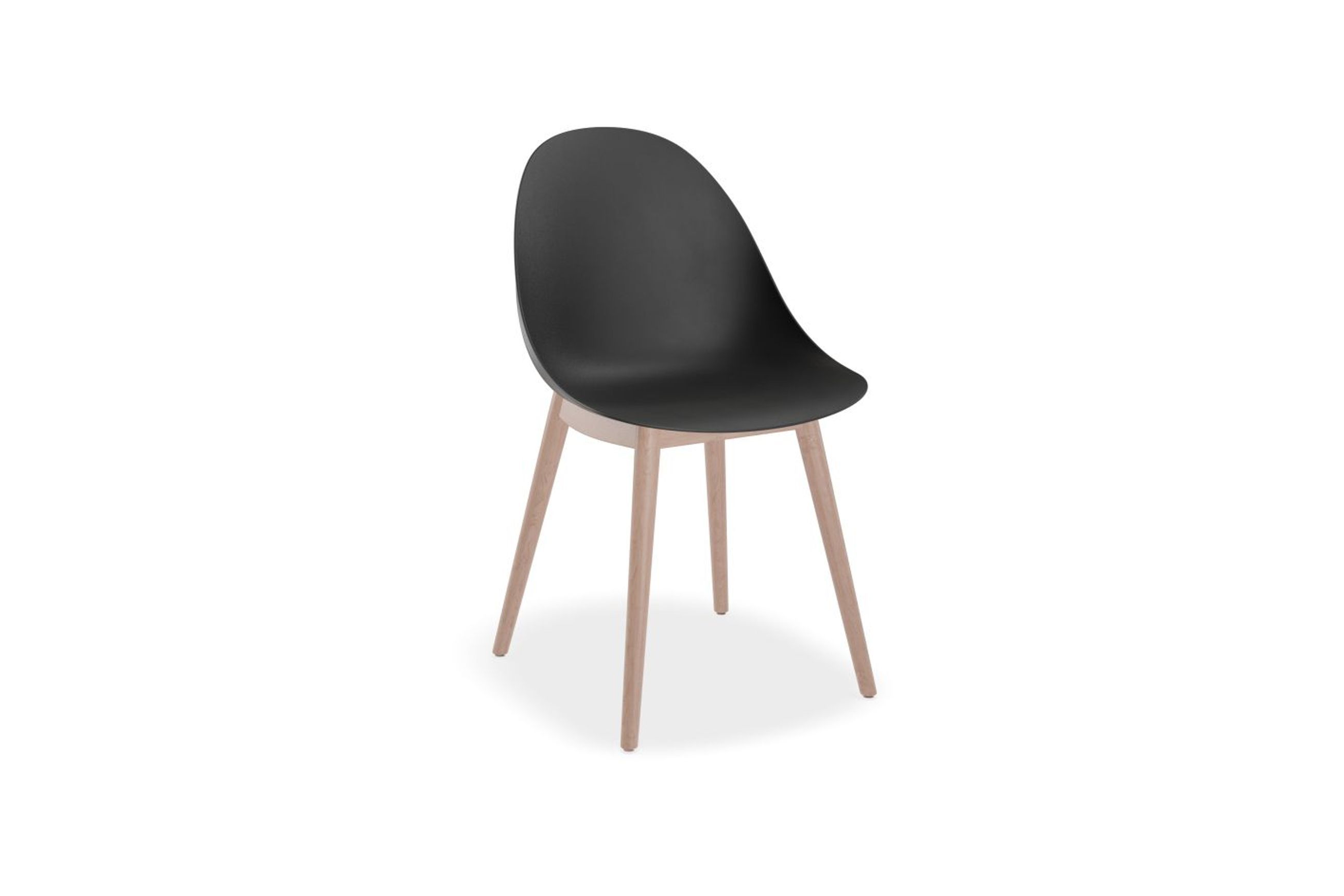 Pebble Chair Black with Shell Seat - Natural Beechwood Base