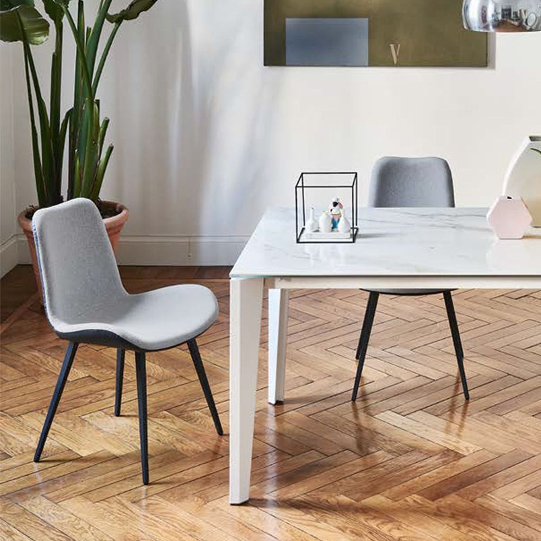 Dalia Side Dining Chair