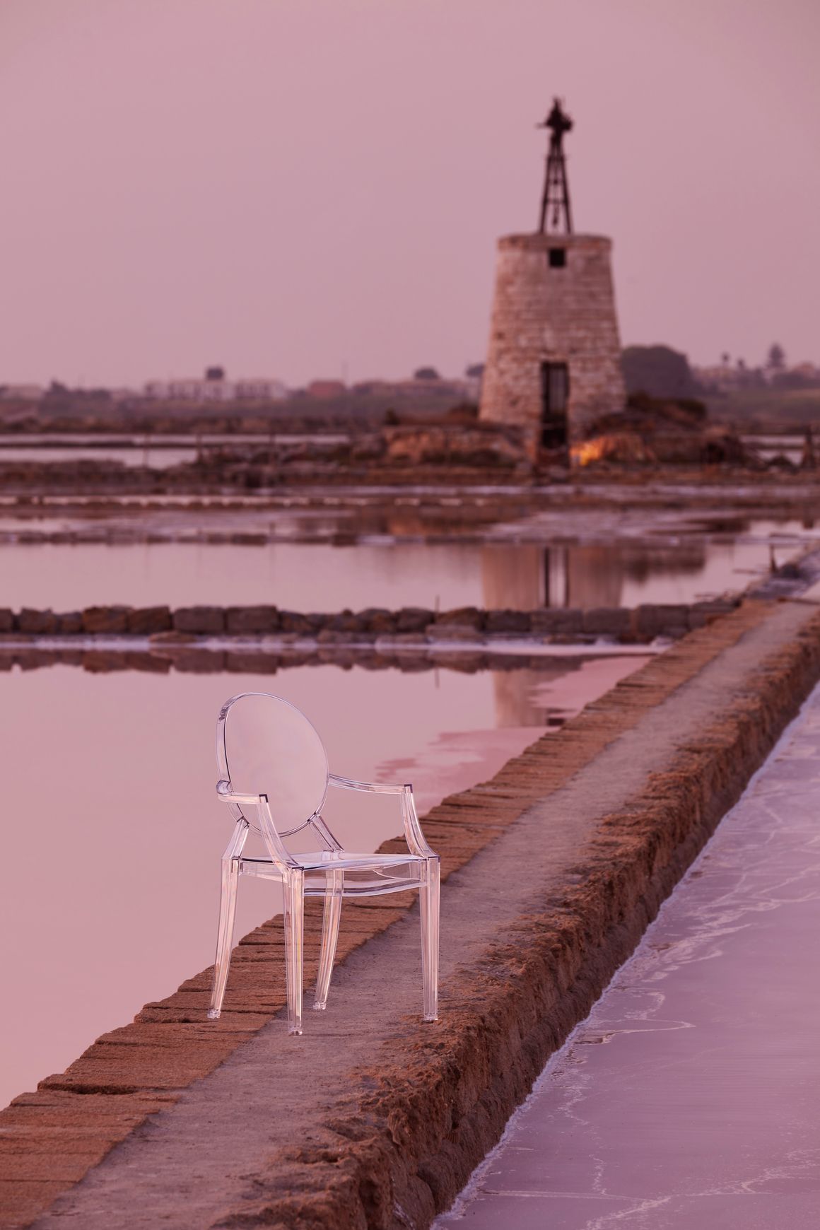 Kartell Louis Ghost Chair