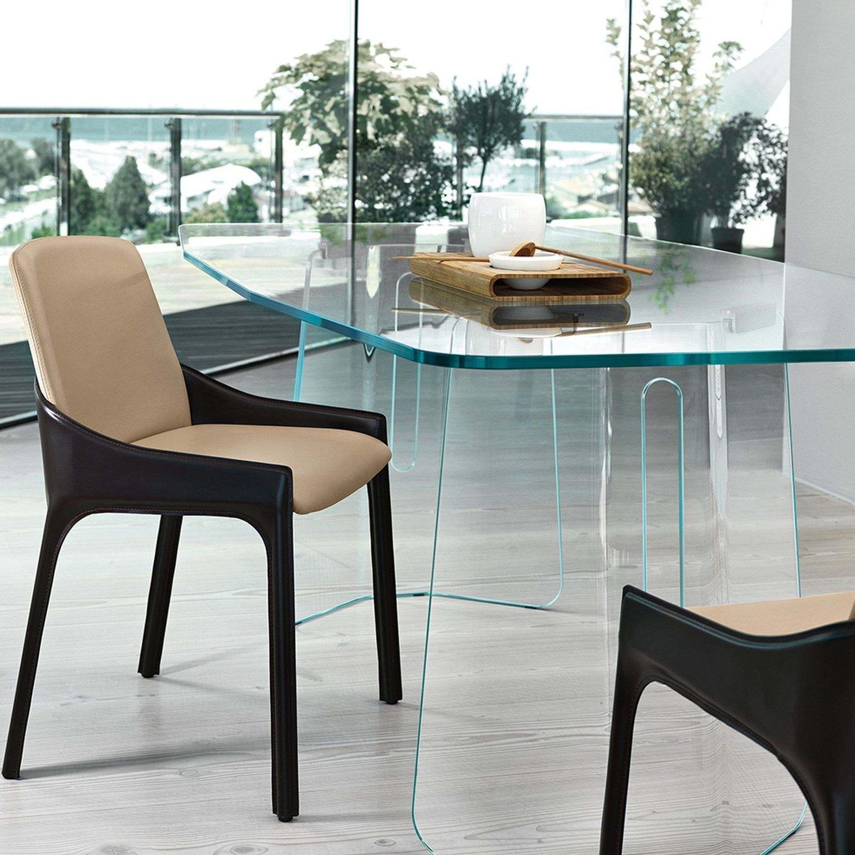 Plié Chair