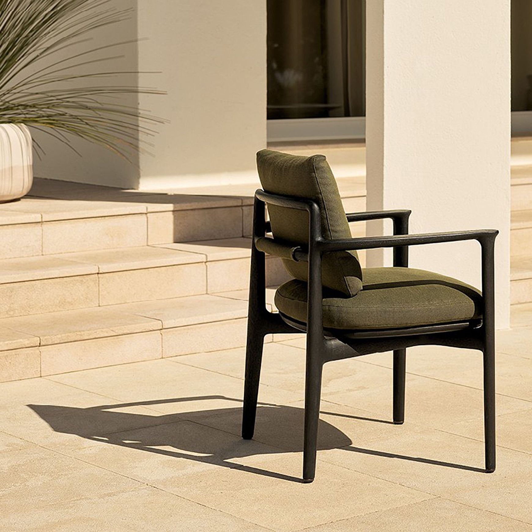 Magnolia Chair