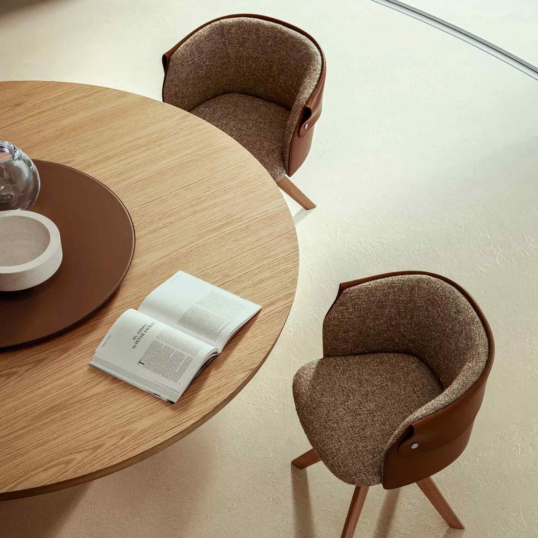 Ozzy Swivel Dining Chair By Flexform