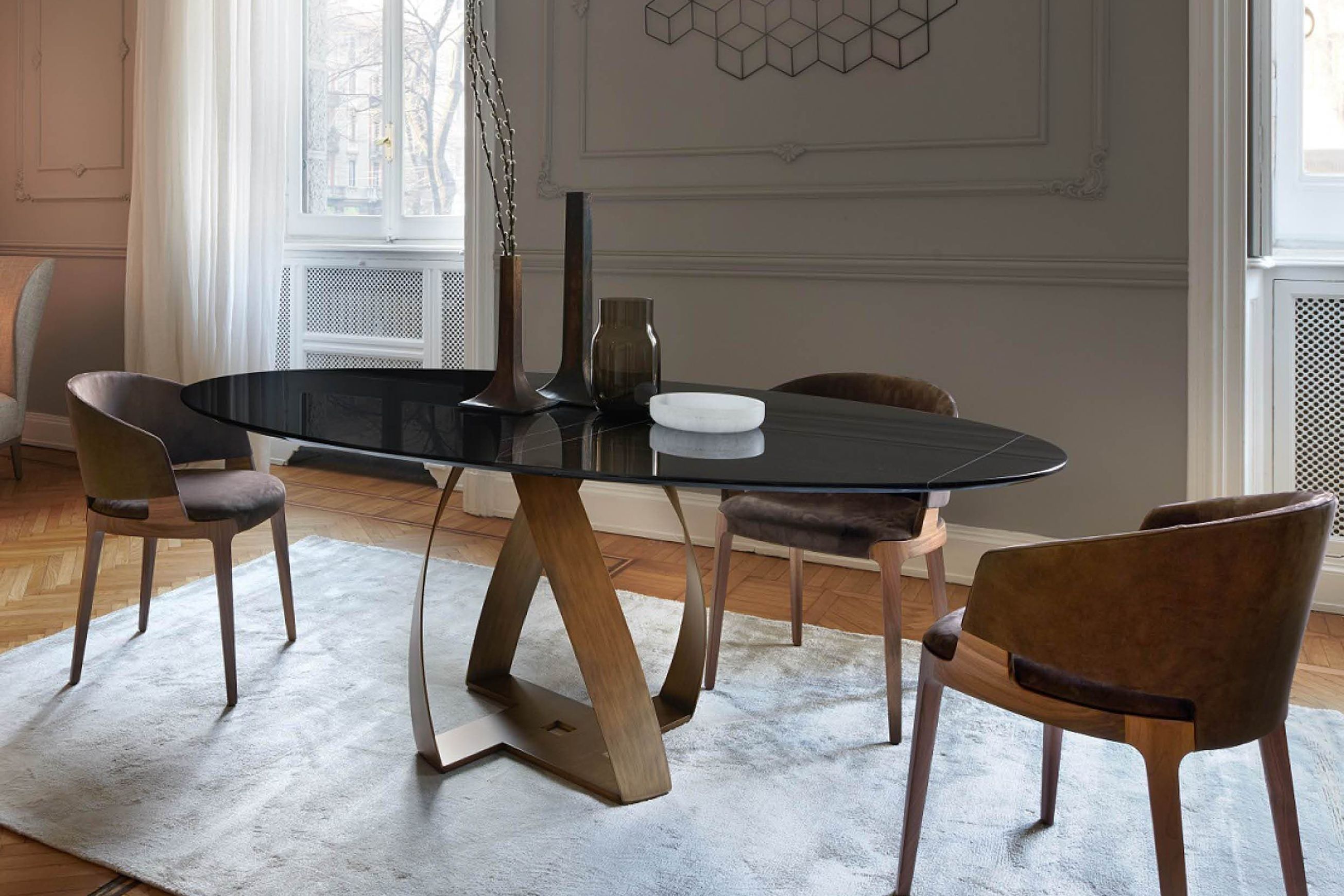 Velis | Tub Chair