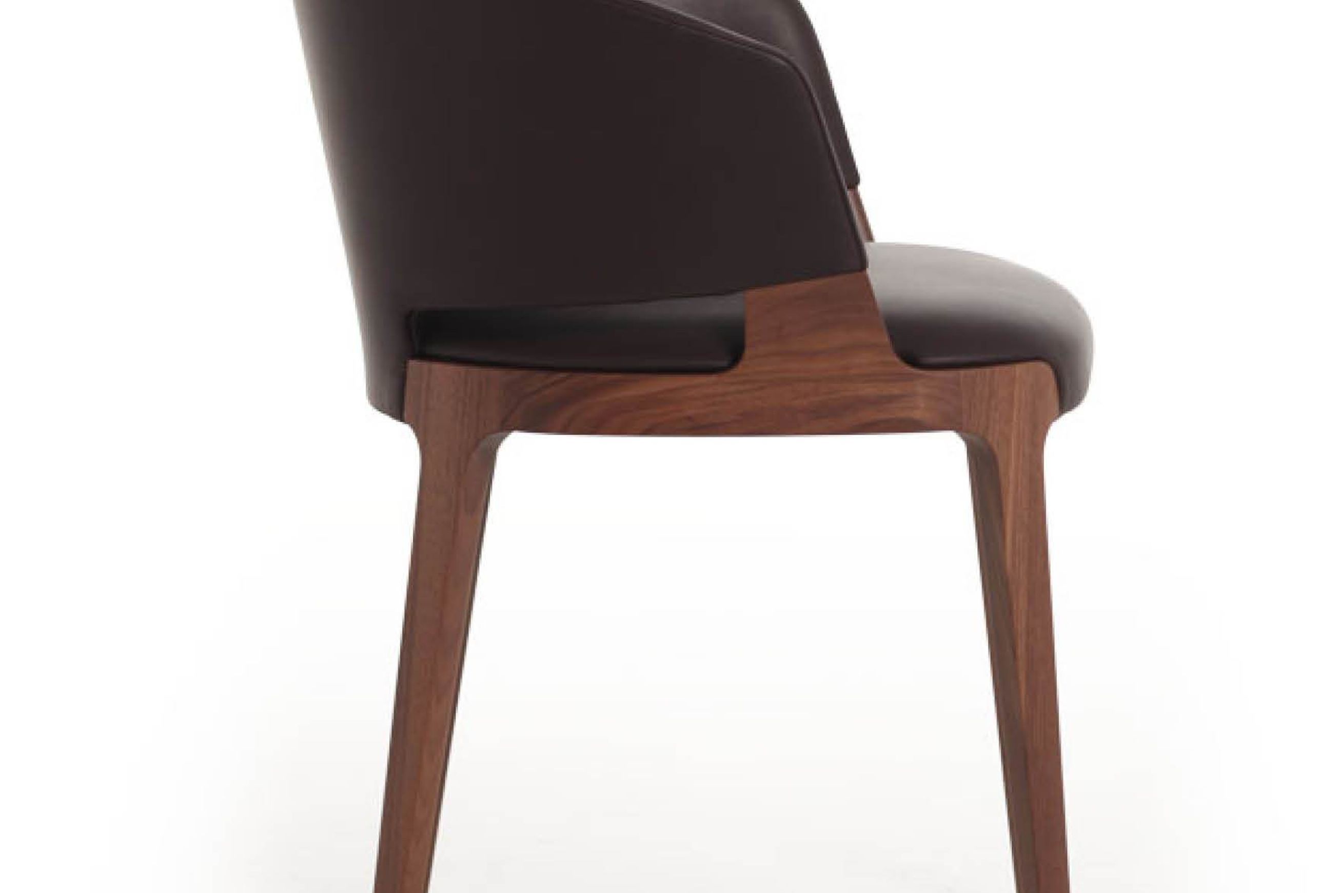 Velis | Tub Chair