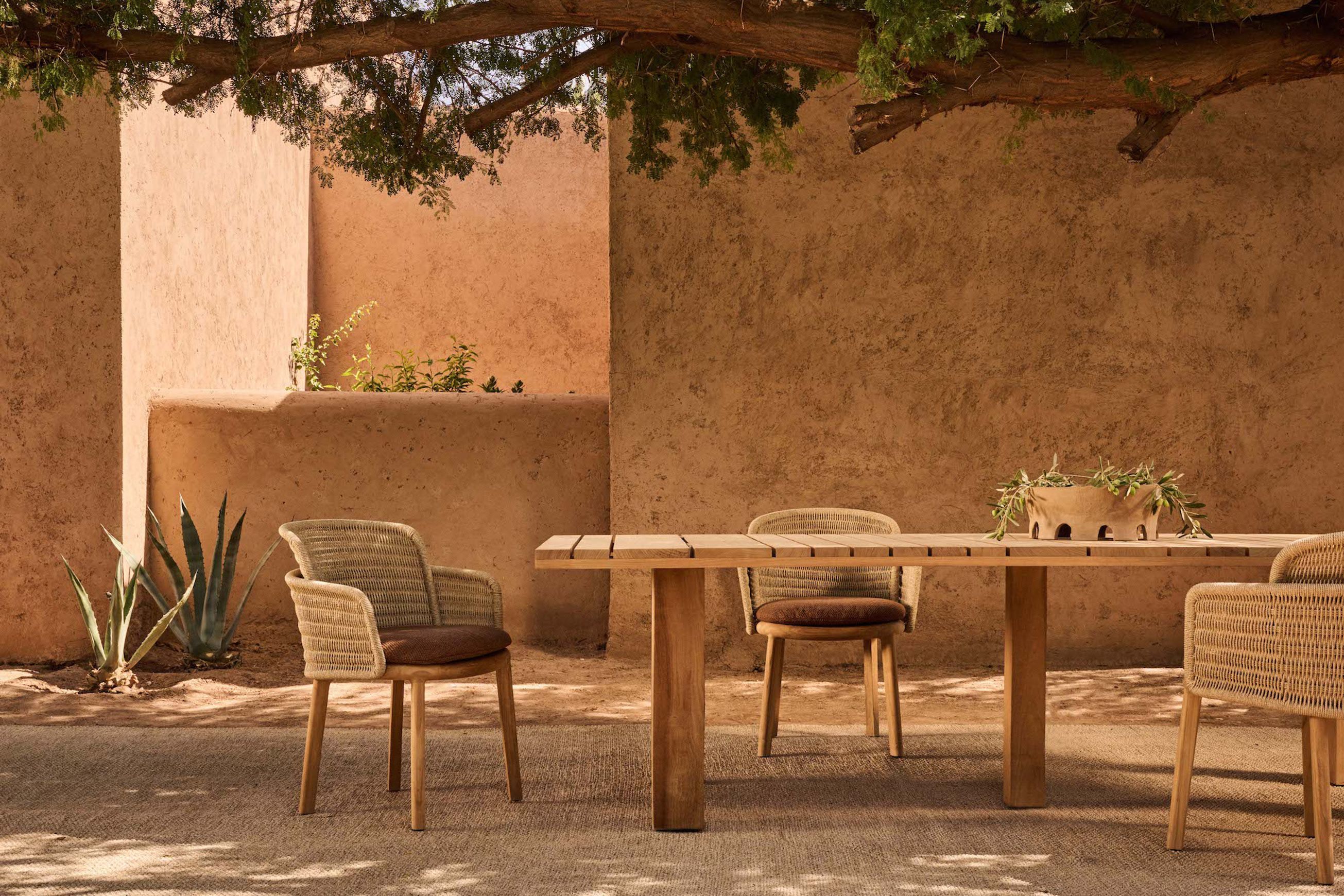 Suro | Dining Table