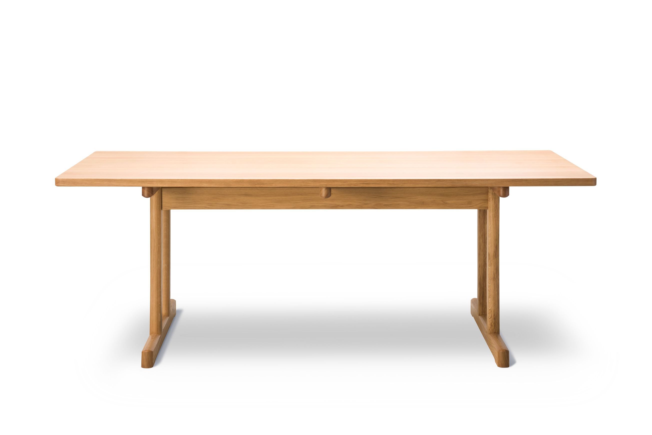 6386 Dining Table by Fredericia