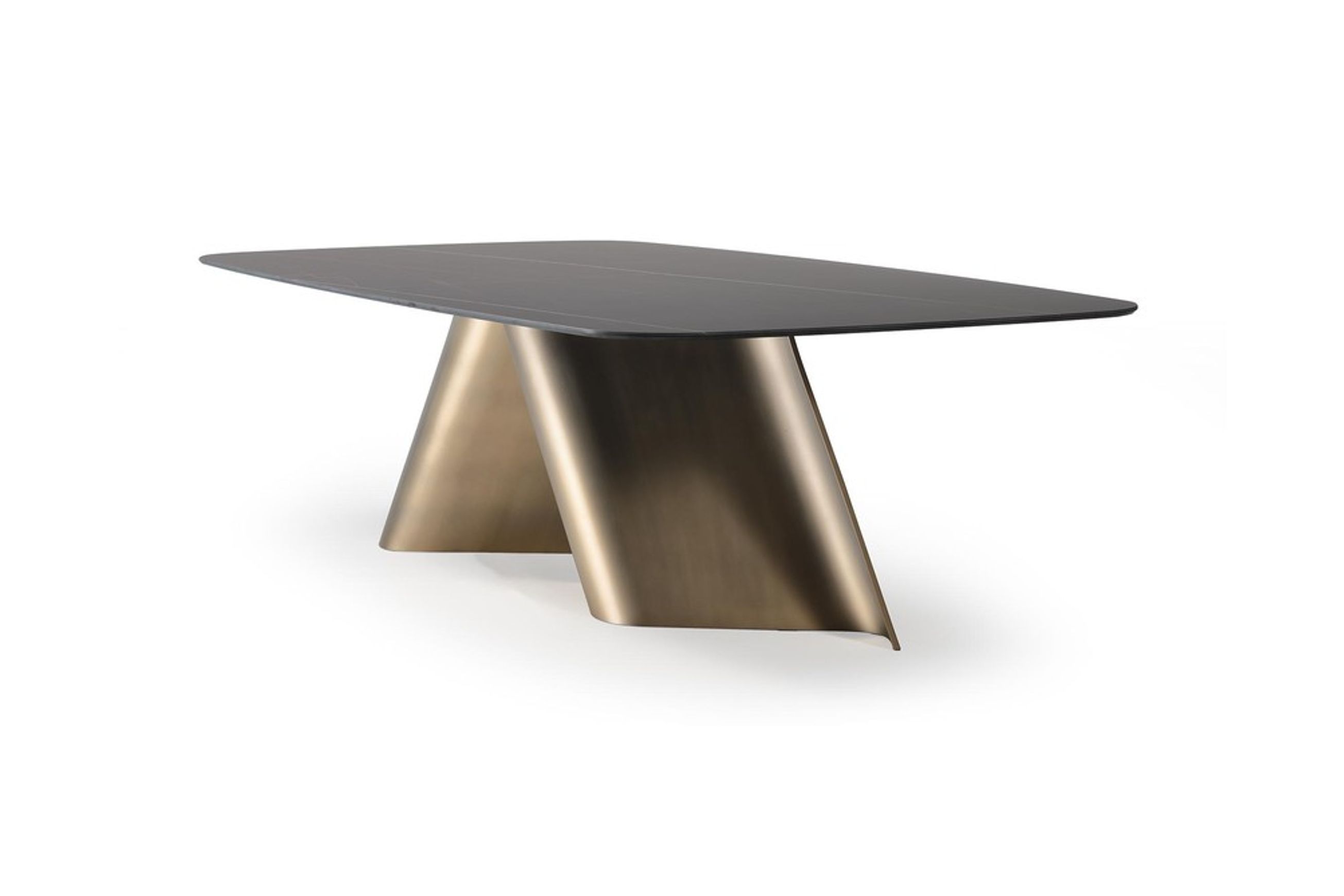 Esse Dining Table