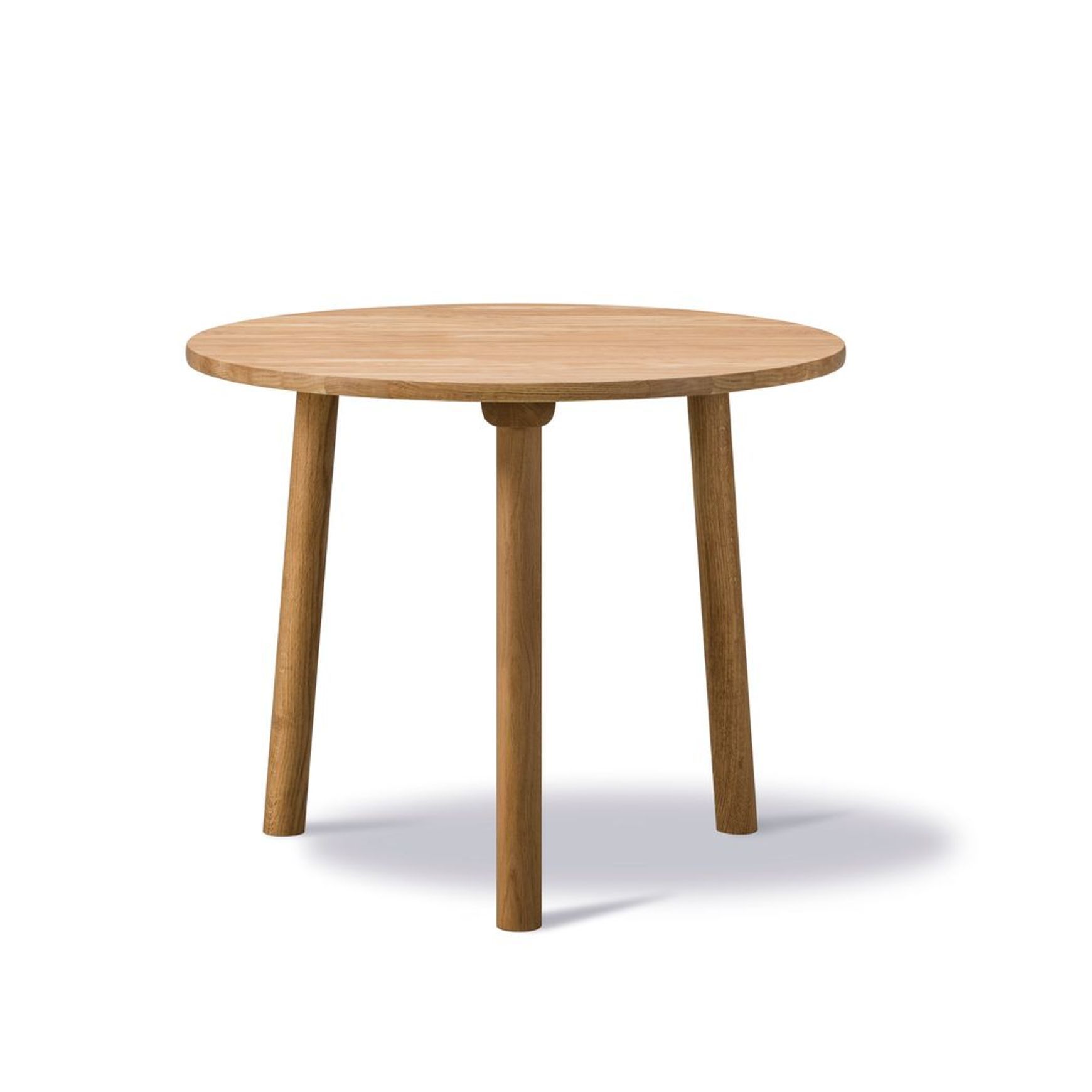 Taro Dining Table Ø90 by Fredericia