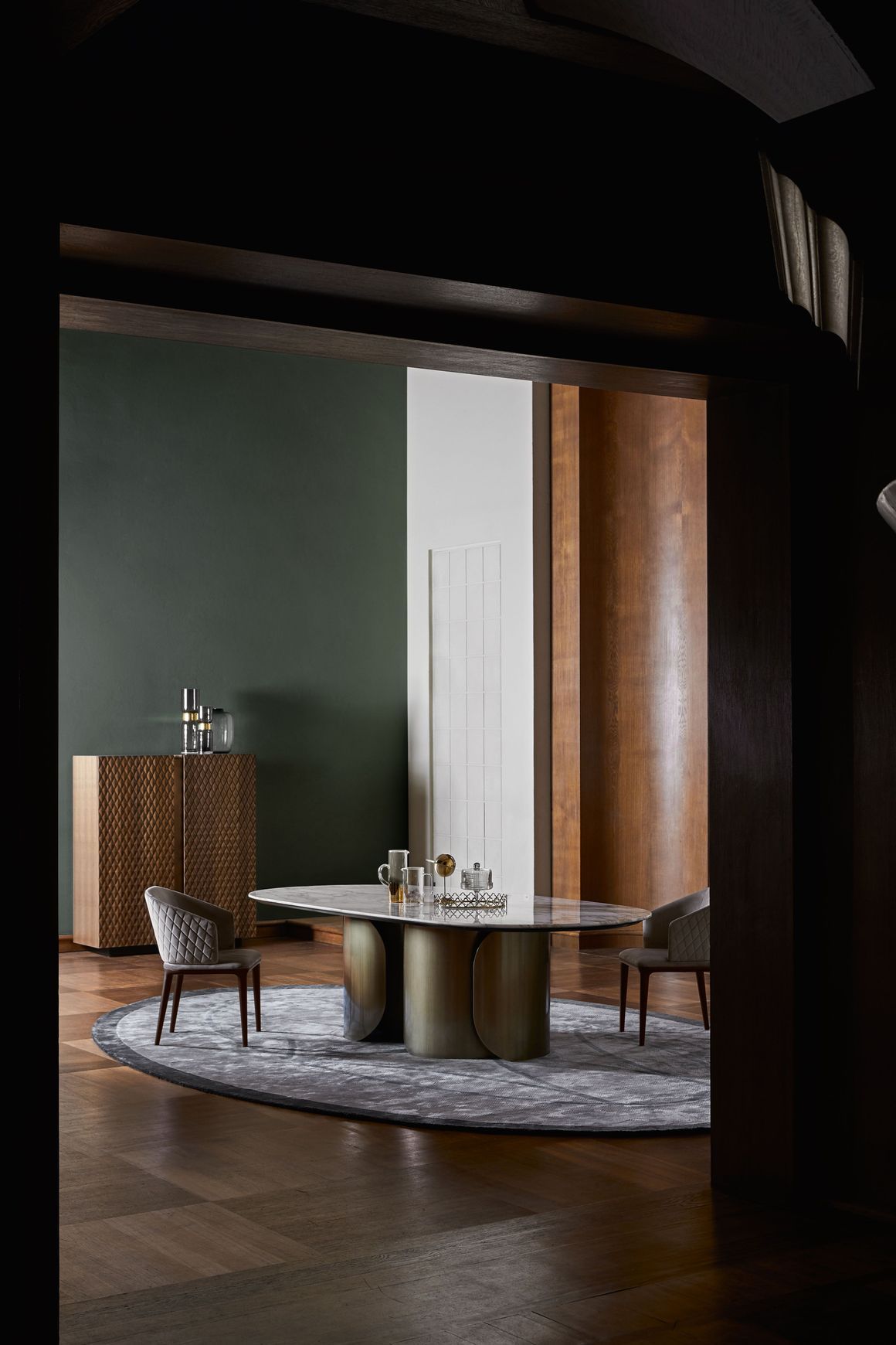 Oscar Dining Table