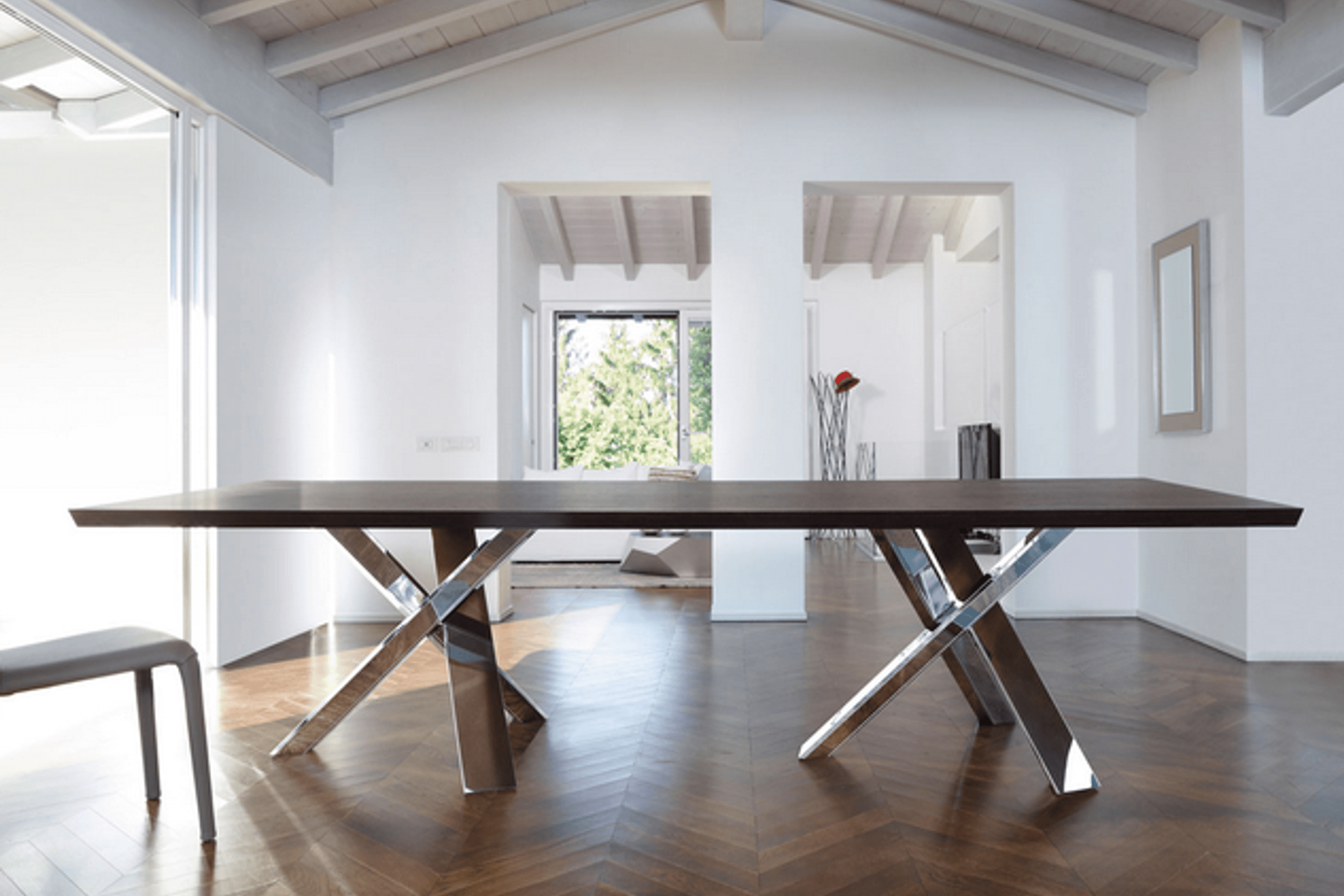 Twins Resort Dining Table
