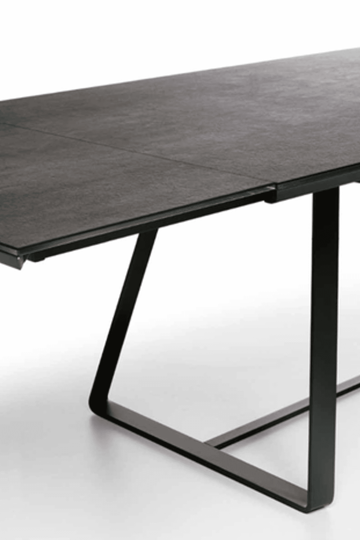 Alfred Dining Table