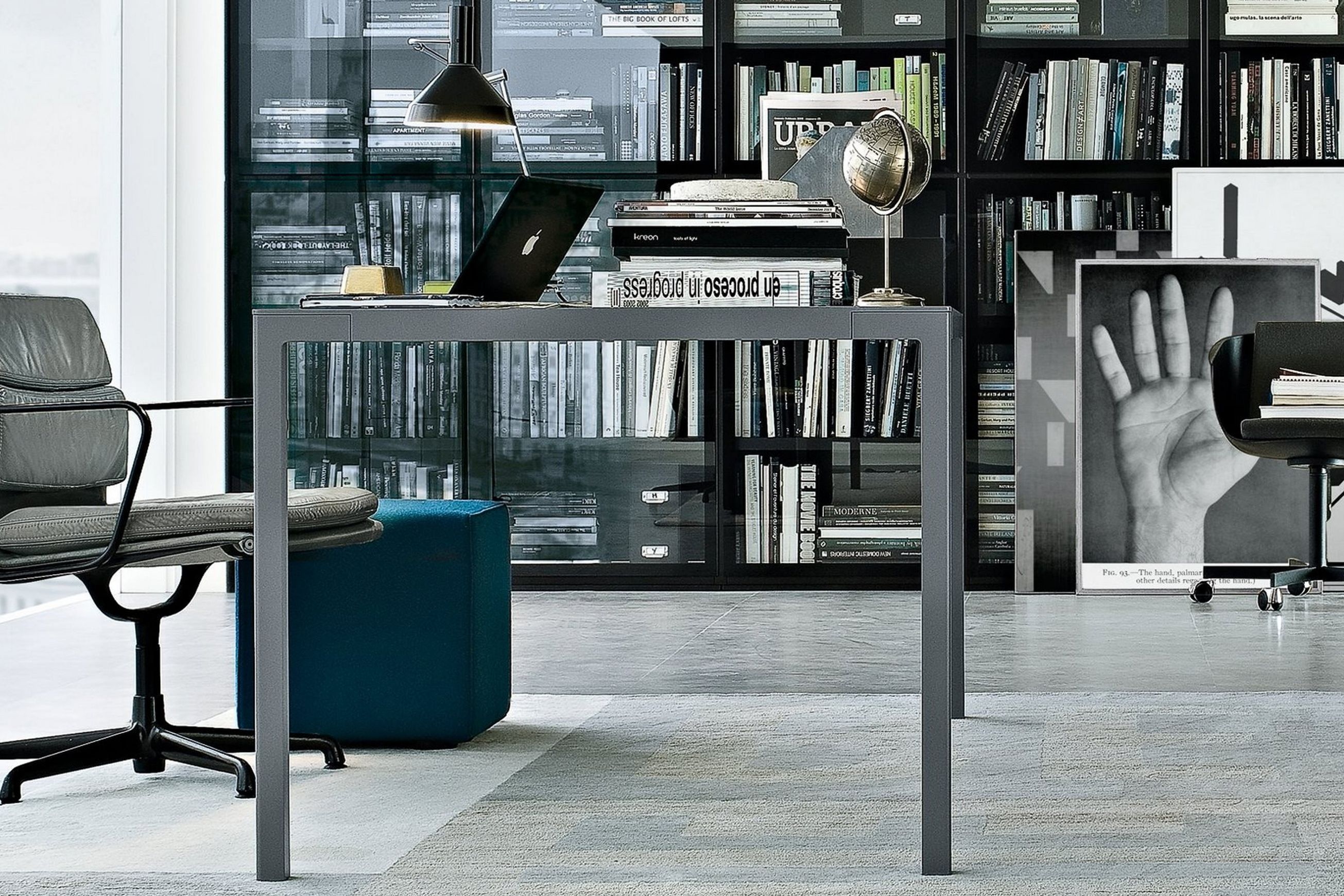 Trevi Table