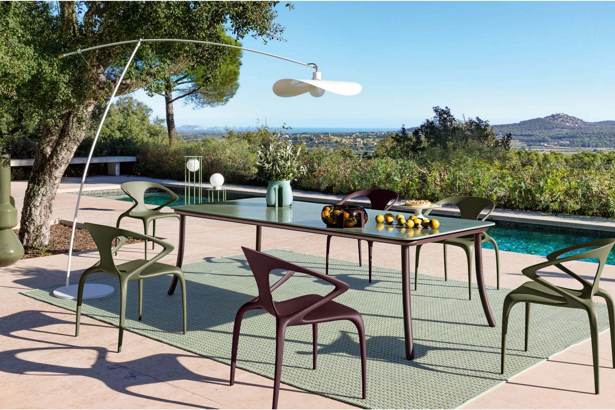 Catalina Dining Table