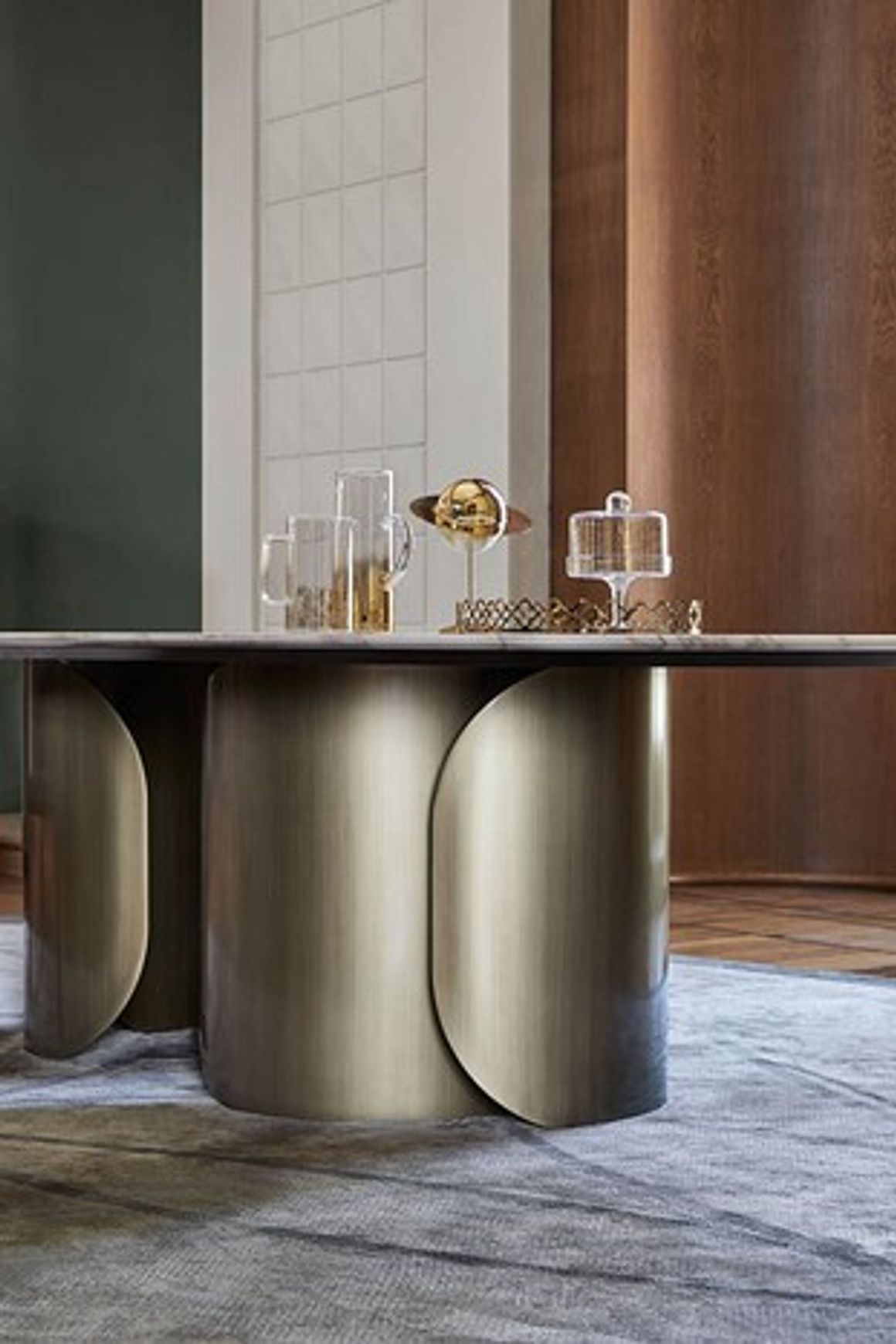 Oscar Dining Table