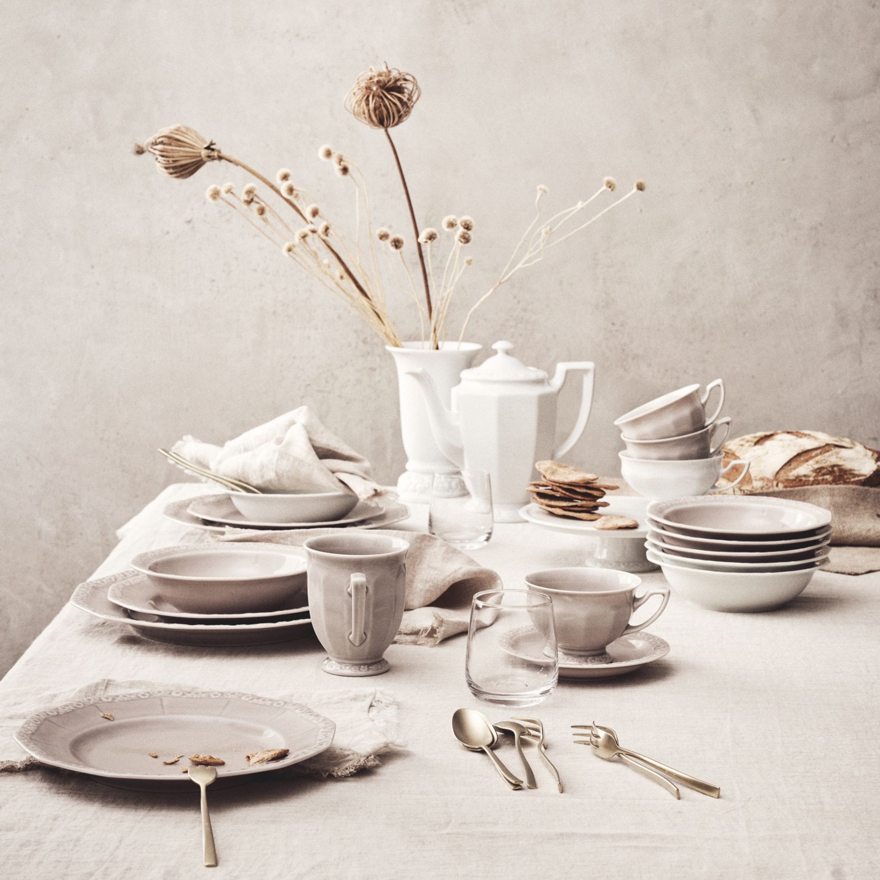 Maria Dinnerware