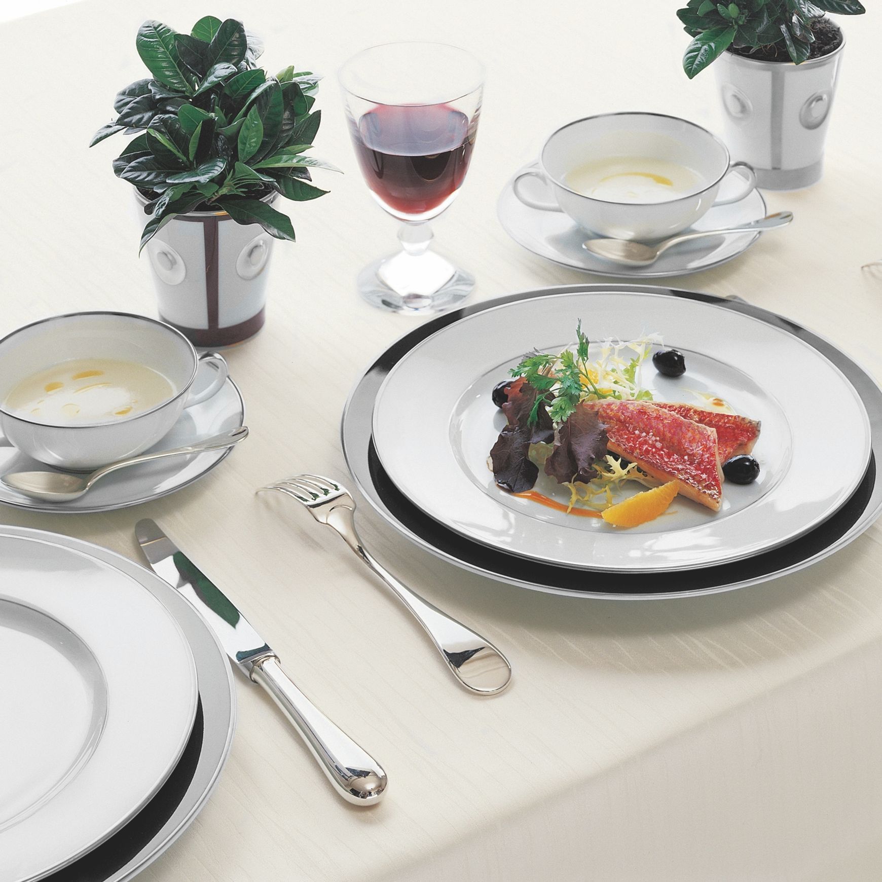 Bernardaud: Dinnerware & Gifts