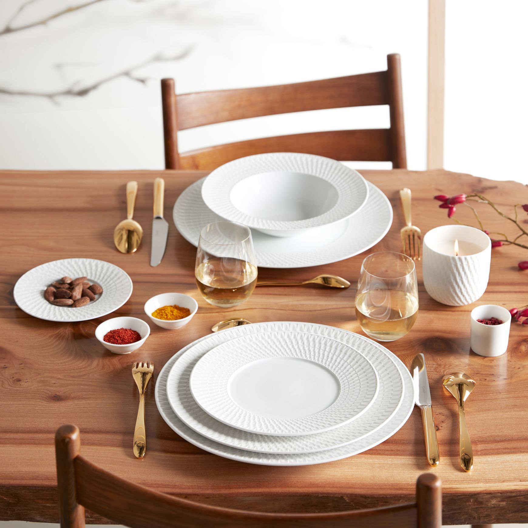 Twist Dinnerware