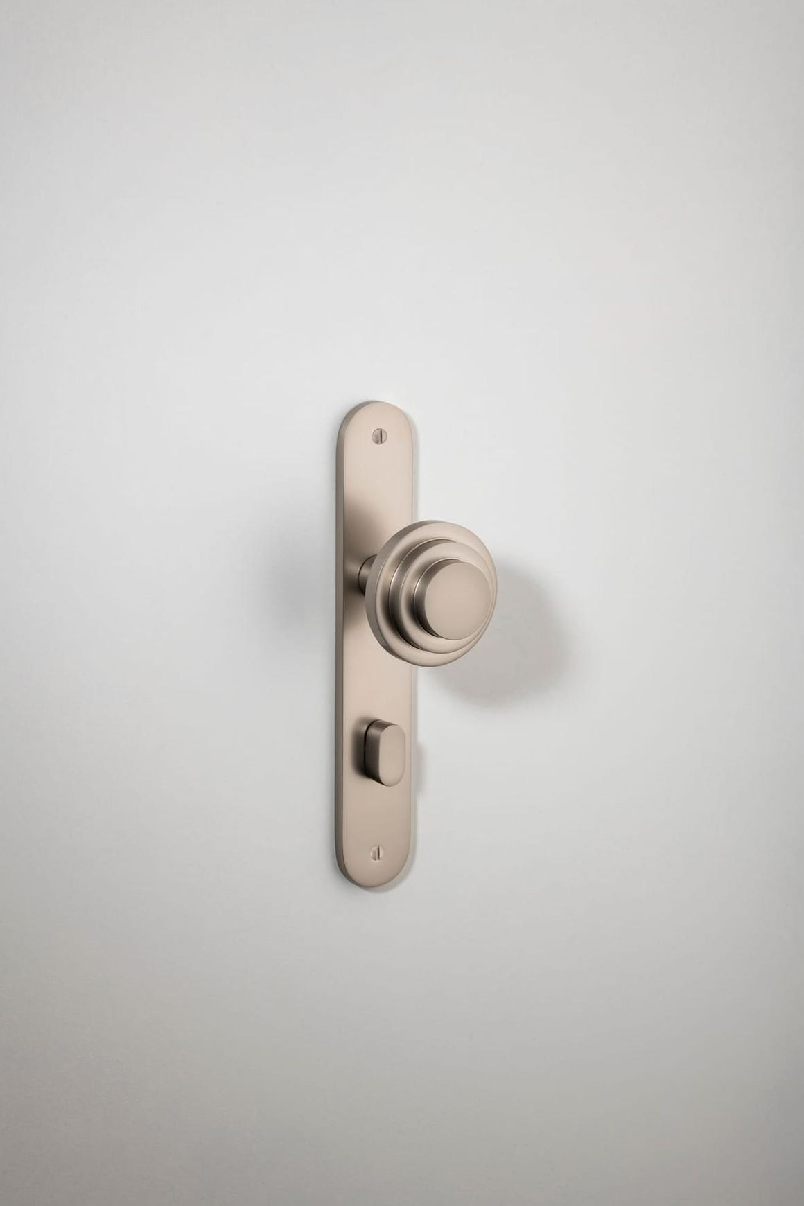 Zzzigurat Knob - Oval Backplate