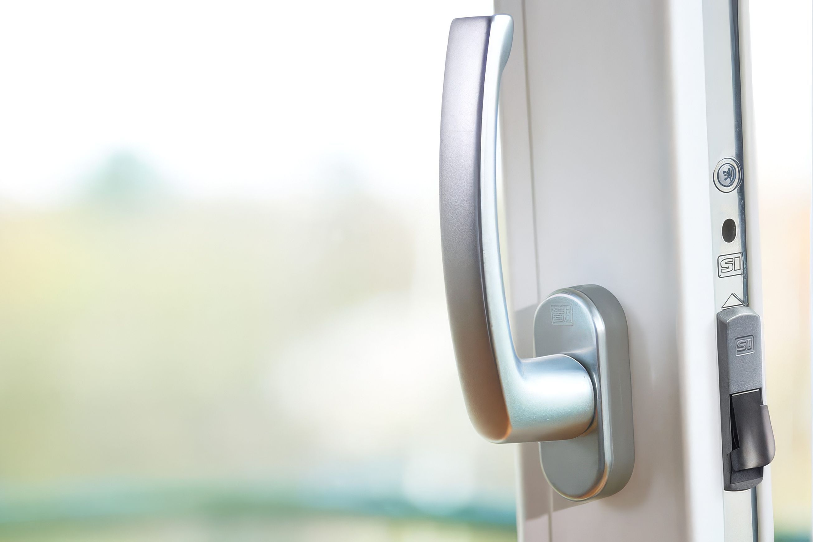 Siegenia | TITAN | Window & Door Hardware