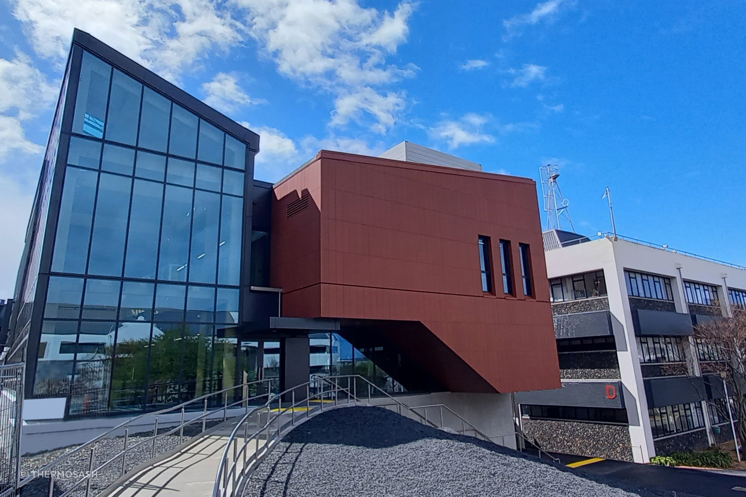 Thermosash Thermal Break Curtainwall Suites