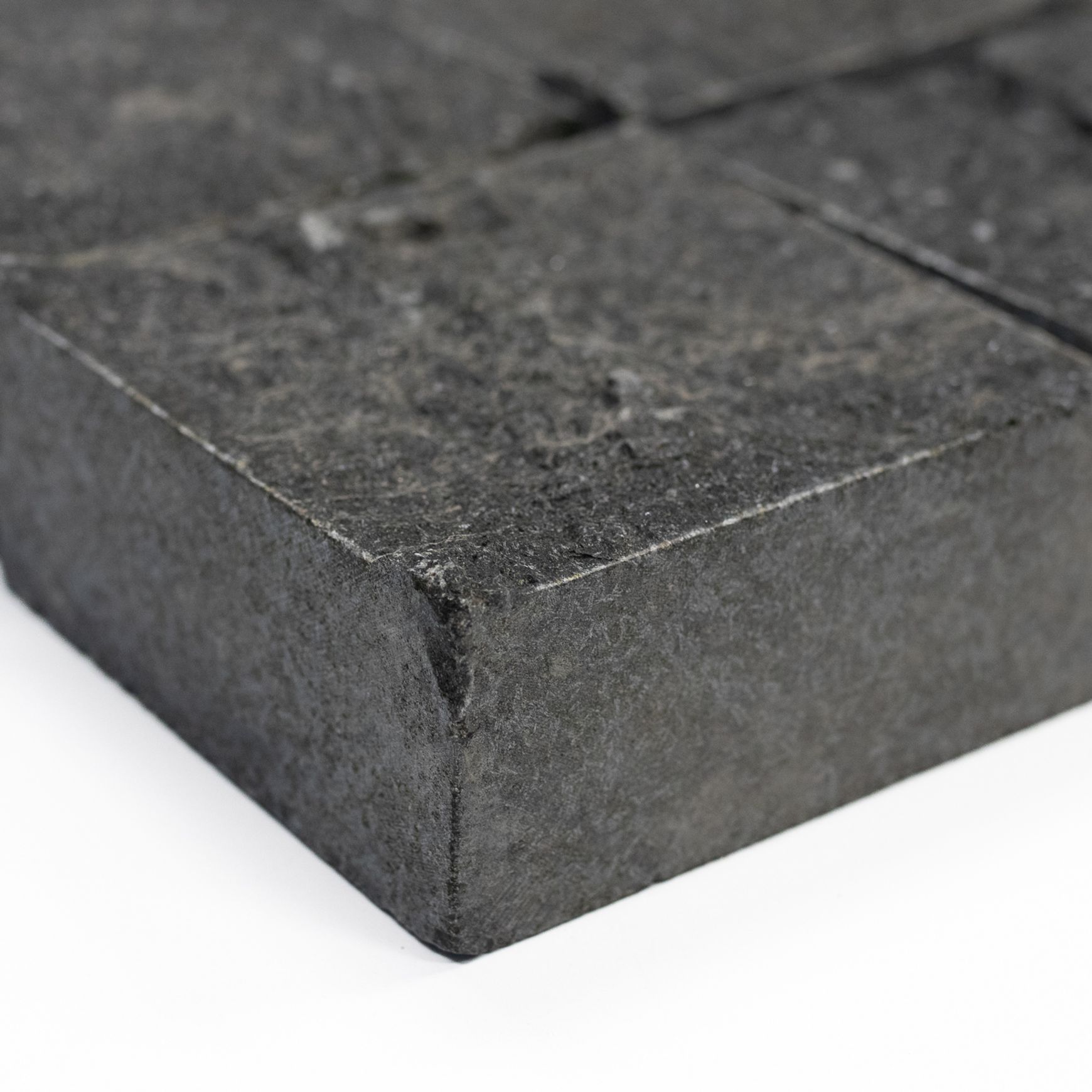Metro Cobble Granite | Stone