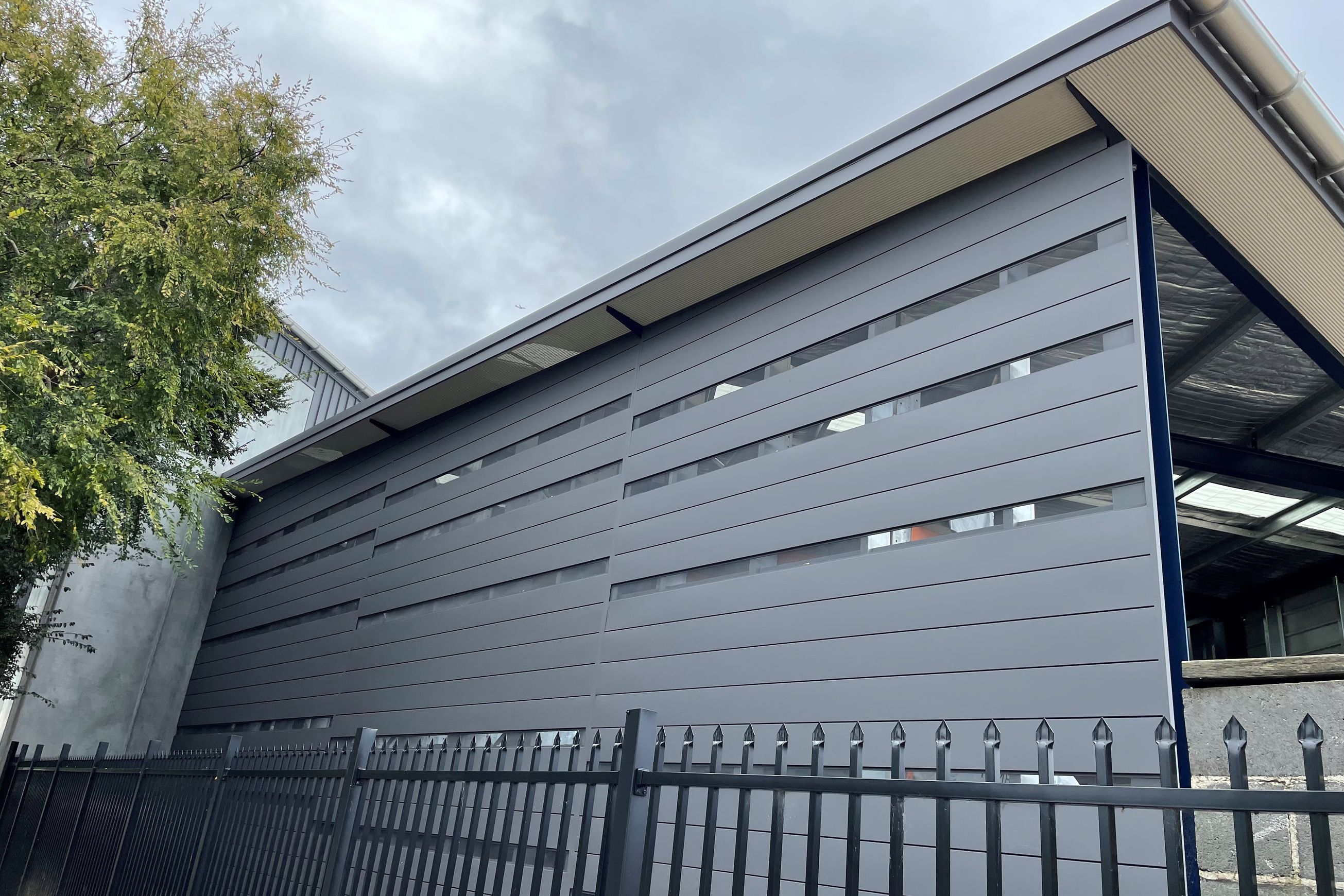 Expression™  Interlocking Panels