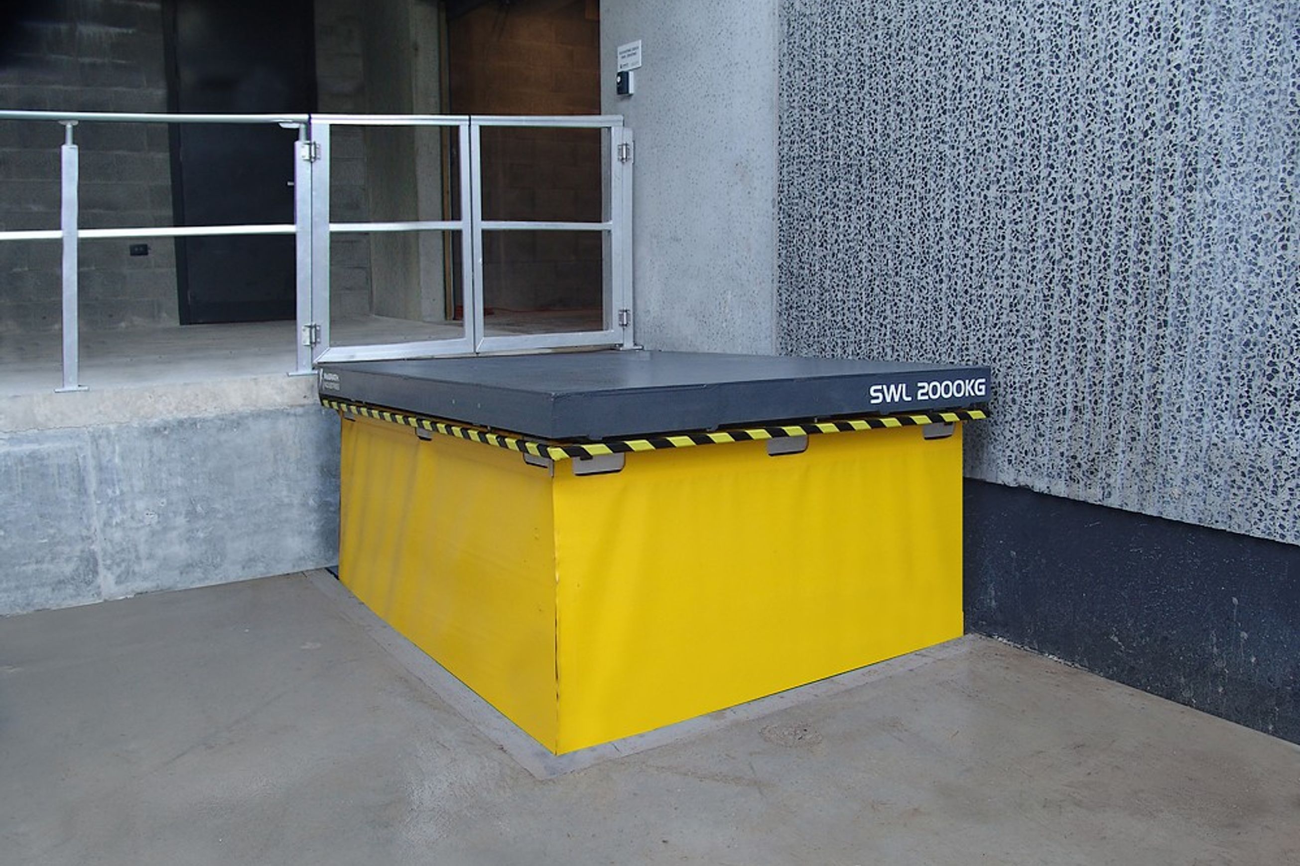 Elevating Dock Scissor Lifts
