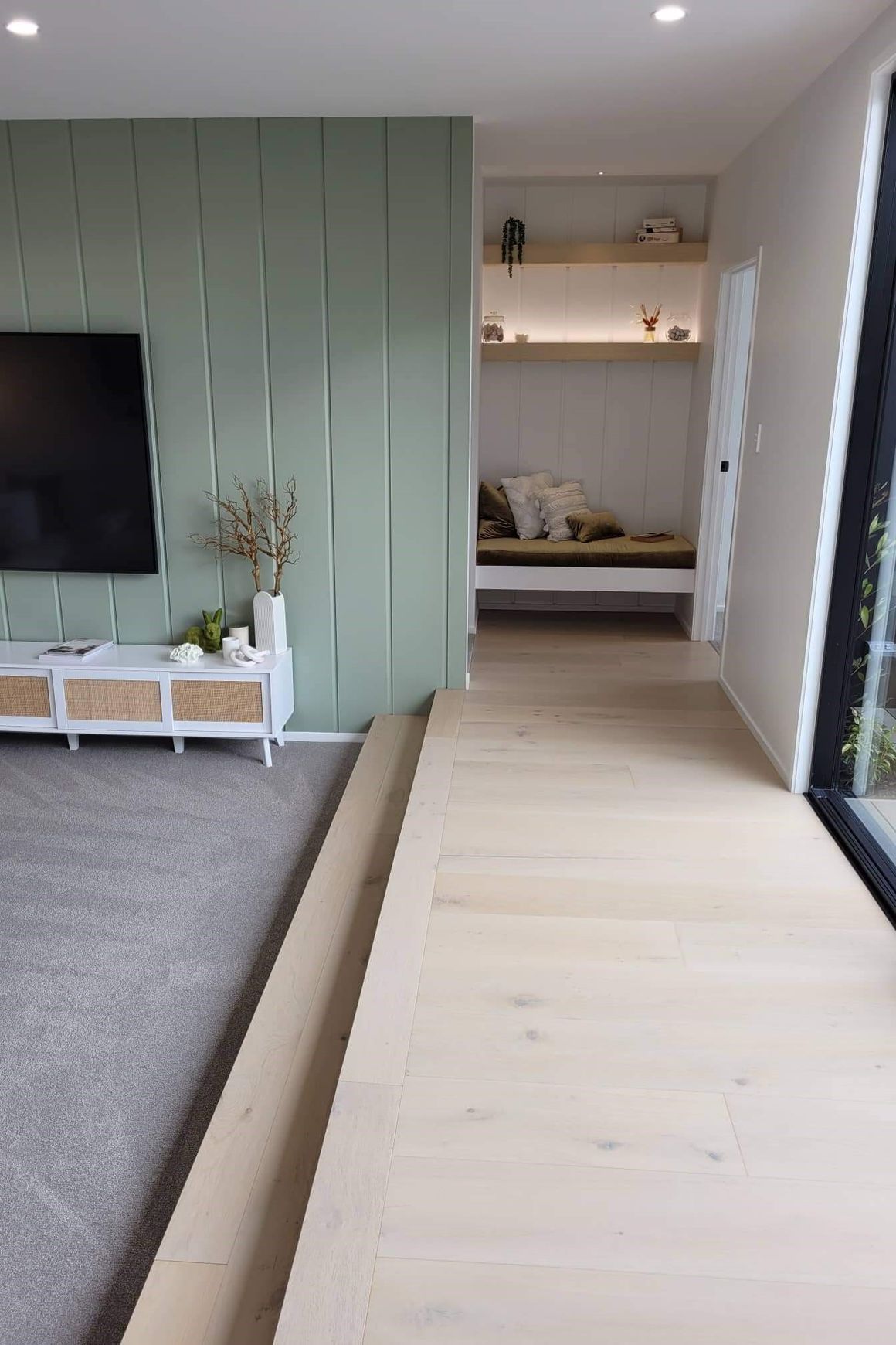 Hamptons | Genuine Oak Engineered Wood Flooring