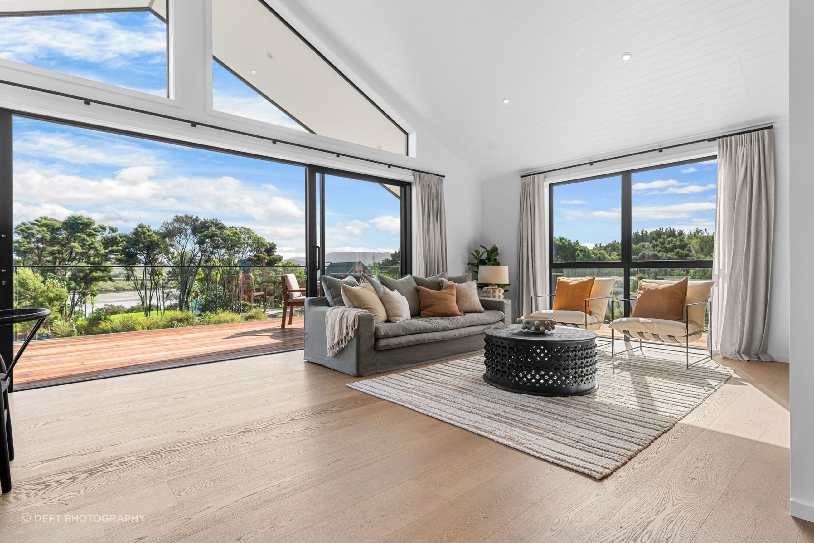 Wheat I Genuine Oak Engineered Flooring