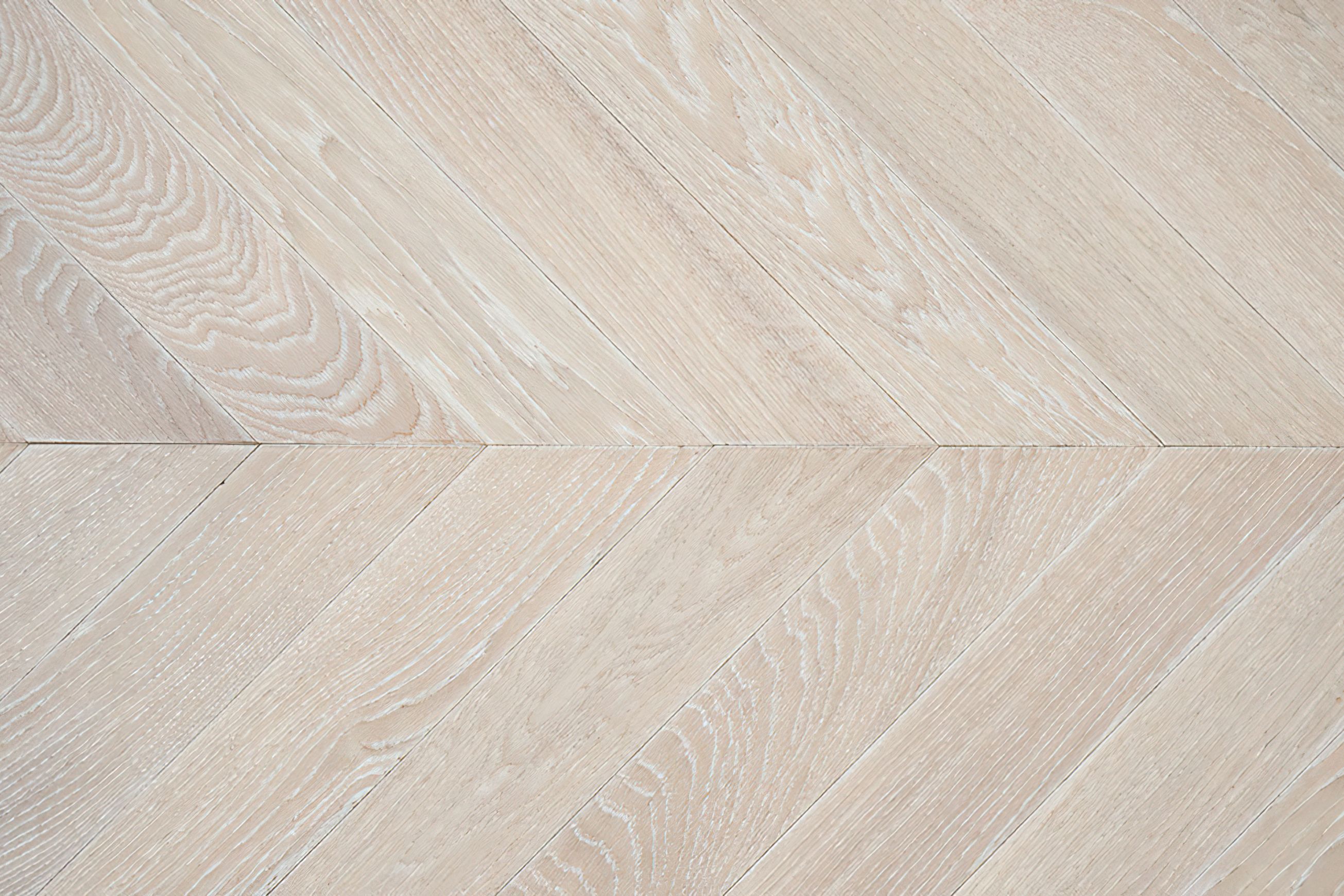 HW16601CP Alabastro Chevron Character Grade