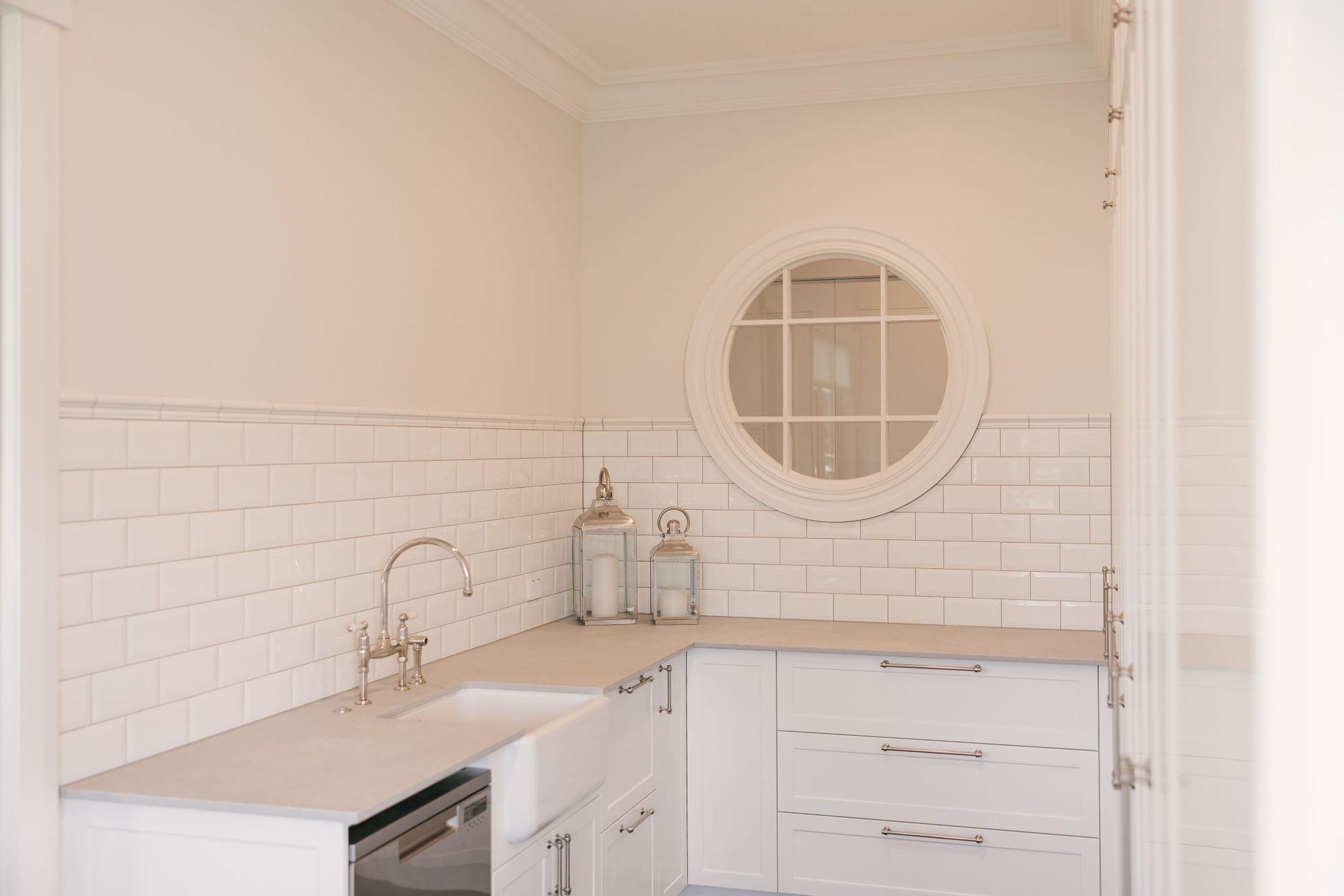 Round Windows