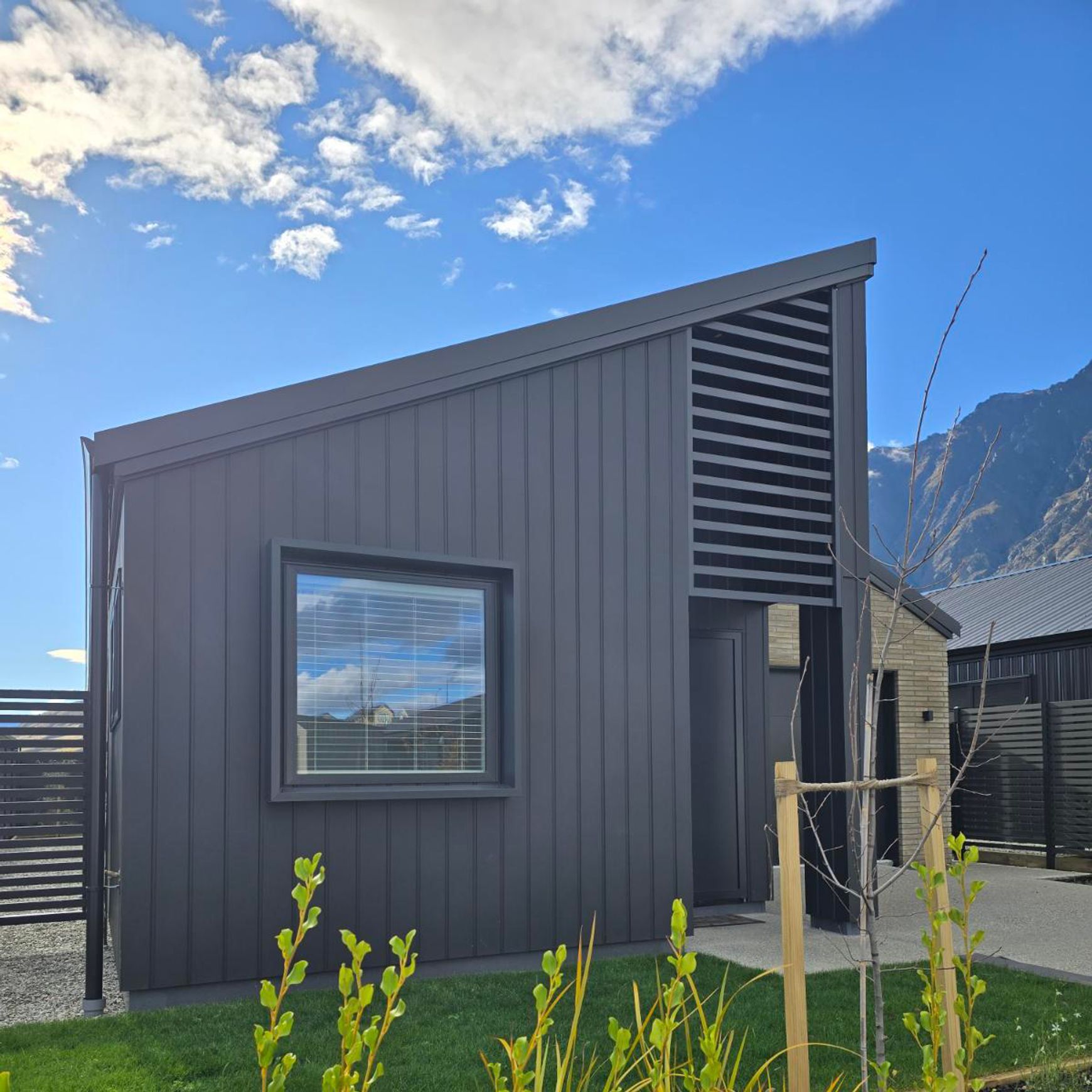Louvrelite® Window Surround System