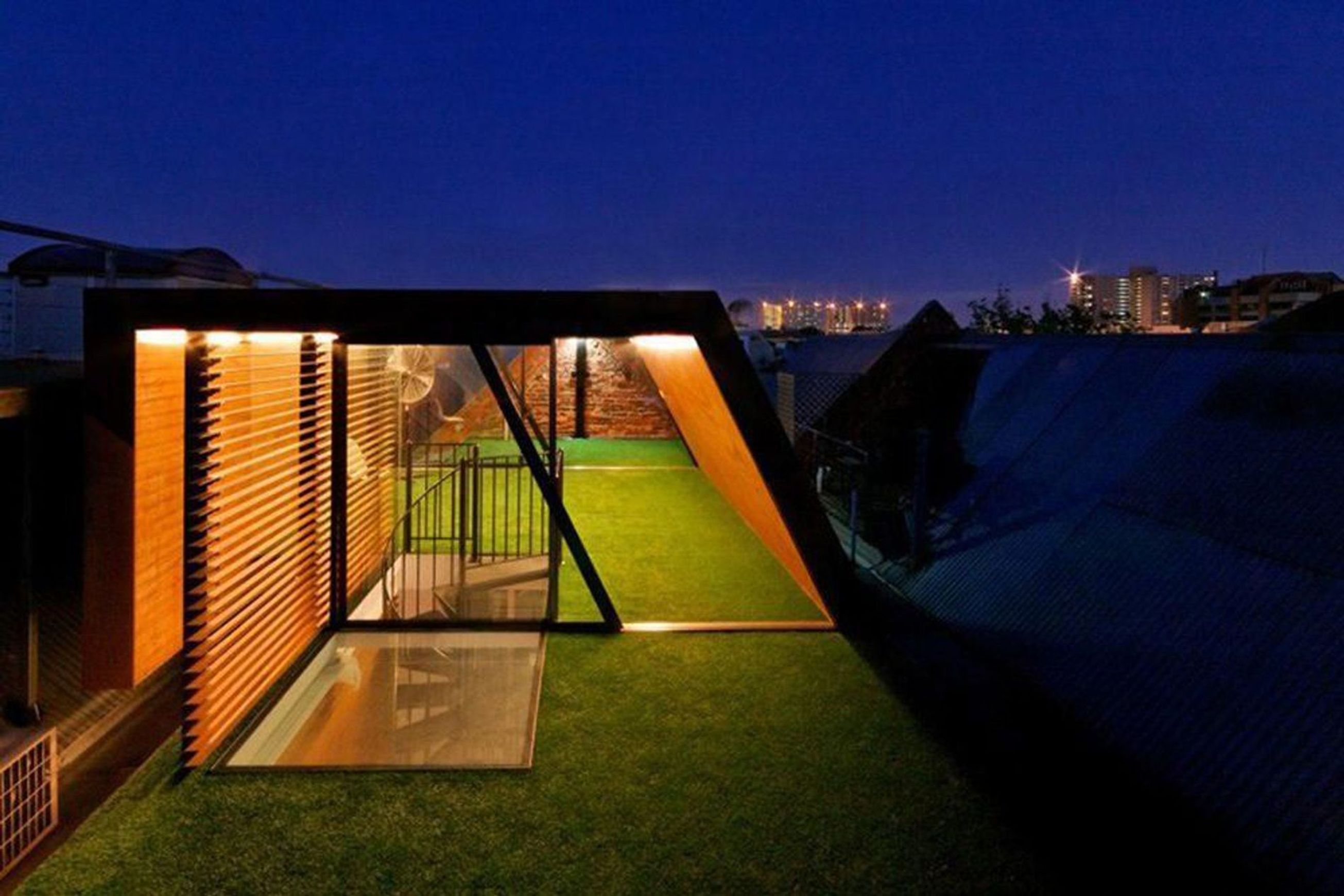 Rack Arm Louvres | Shade Factor