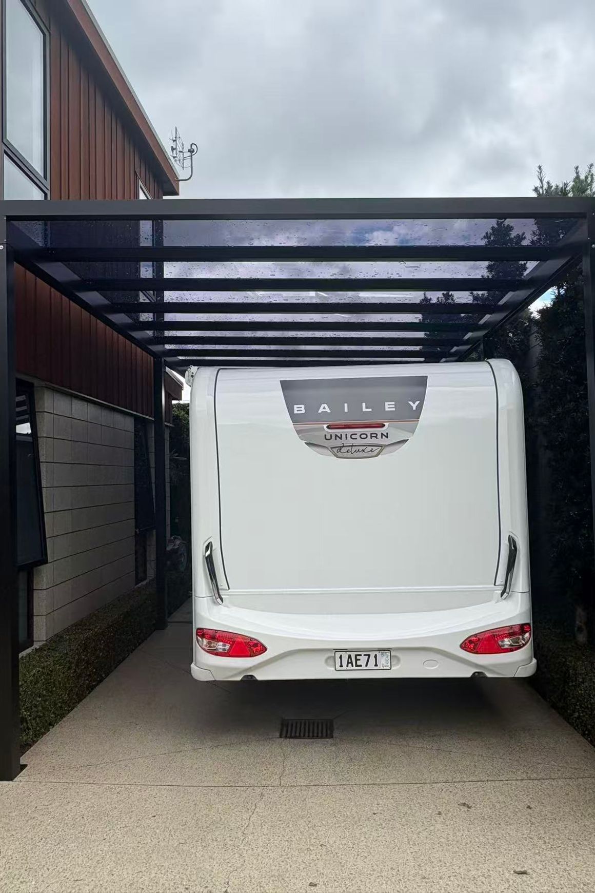 Flat Canopy