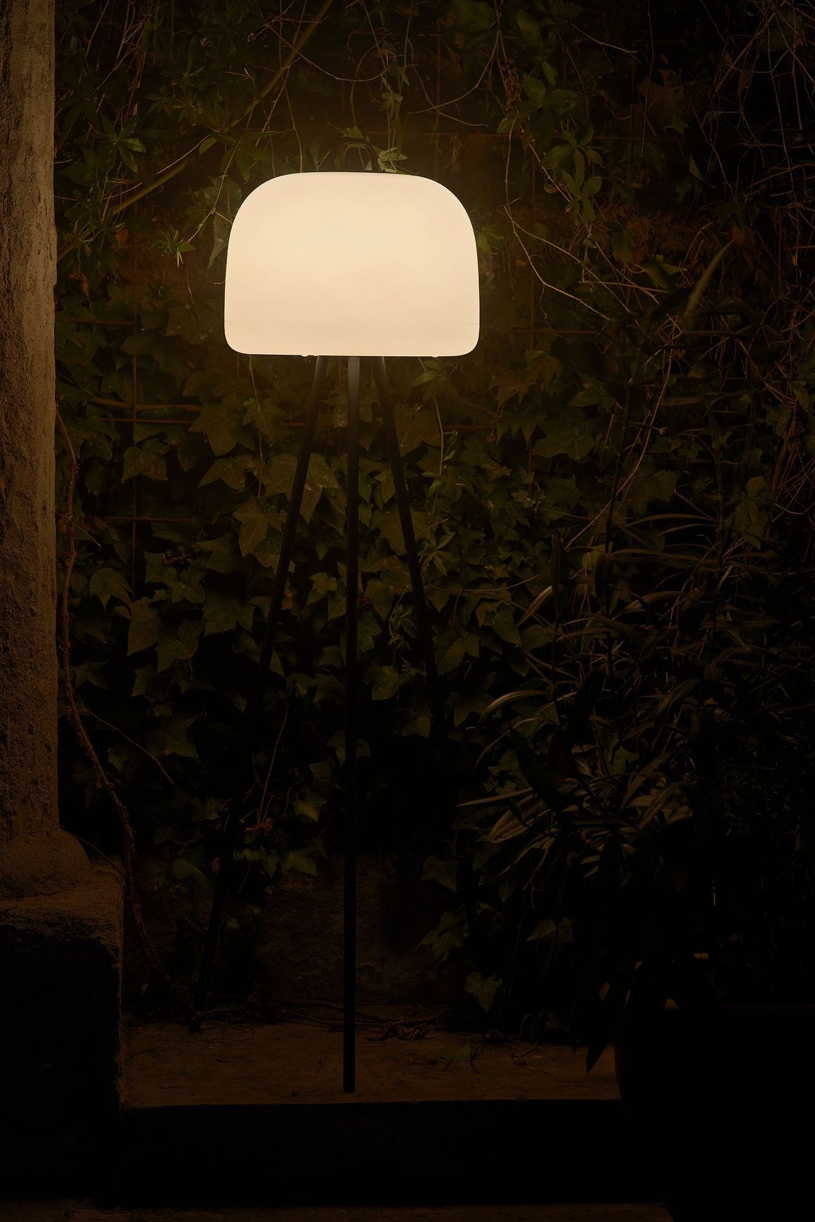 Kettle 36 Floor Lamp