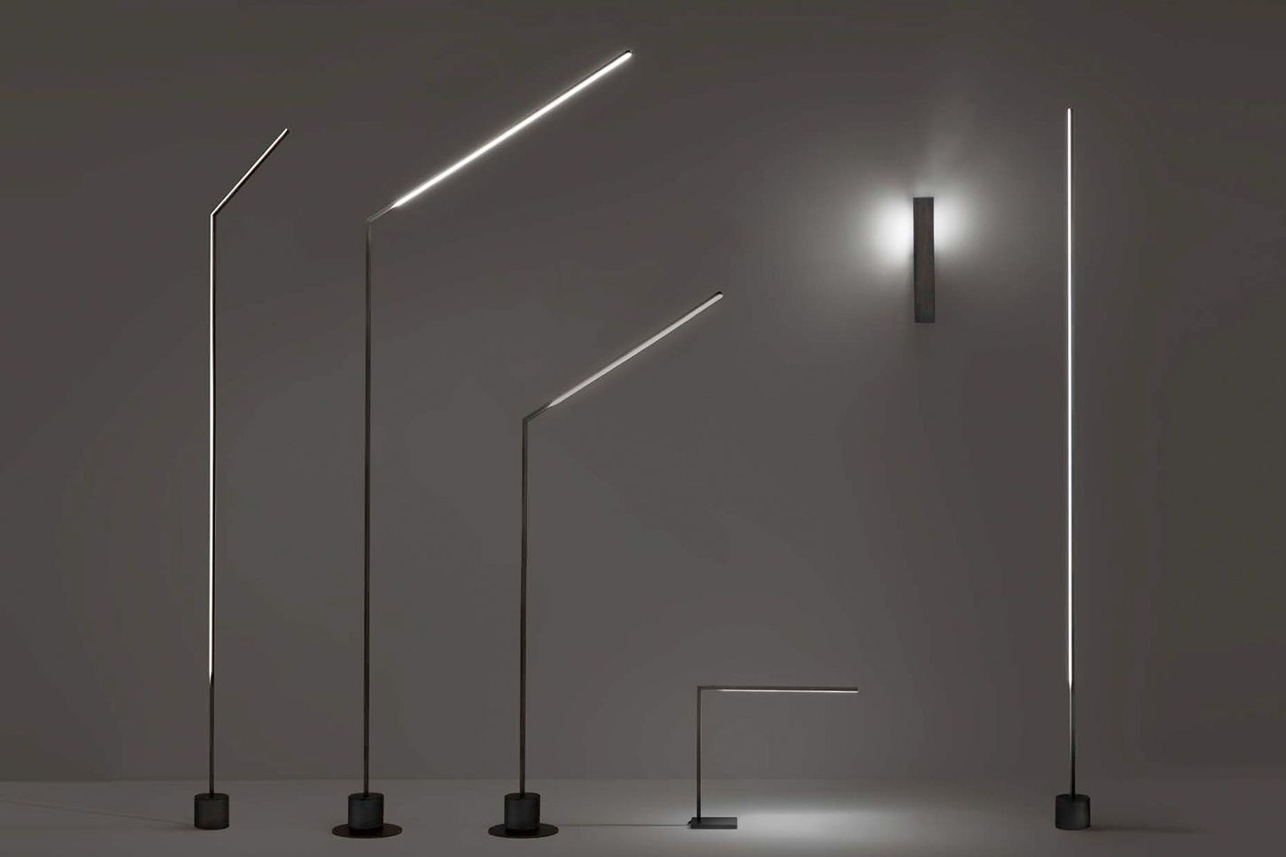 Essential Lettura Floor Lamp