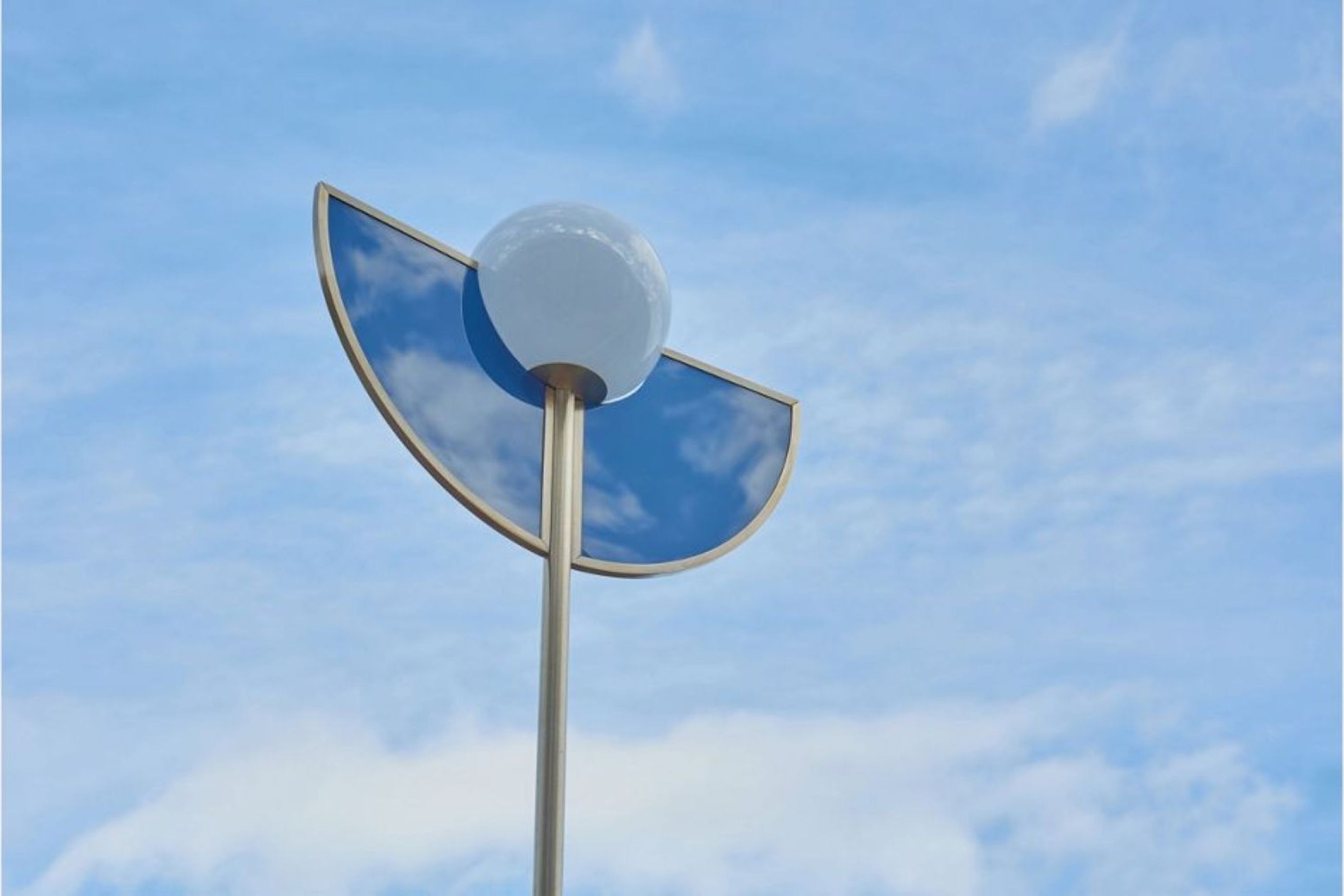 Floraison Floor Lamp
