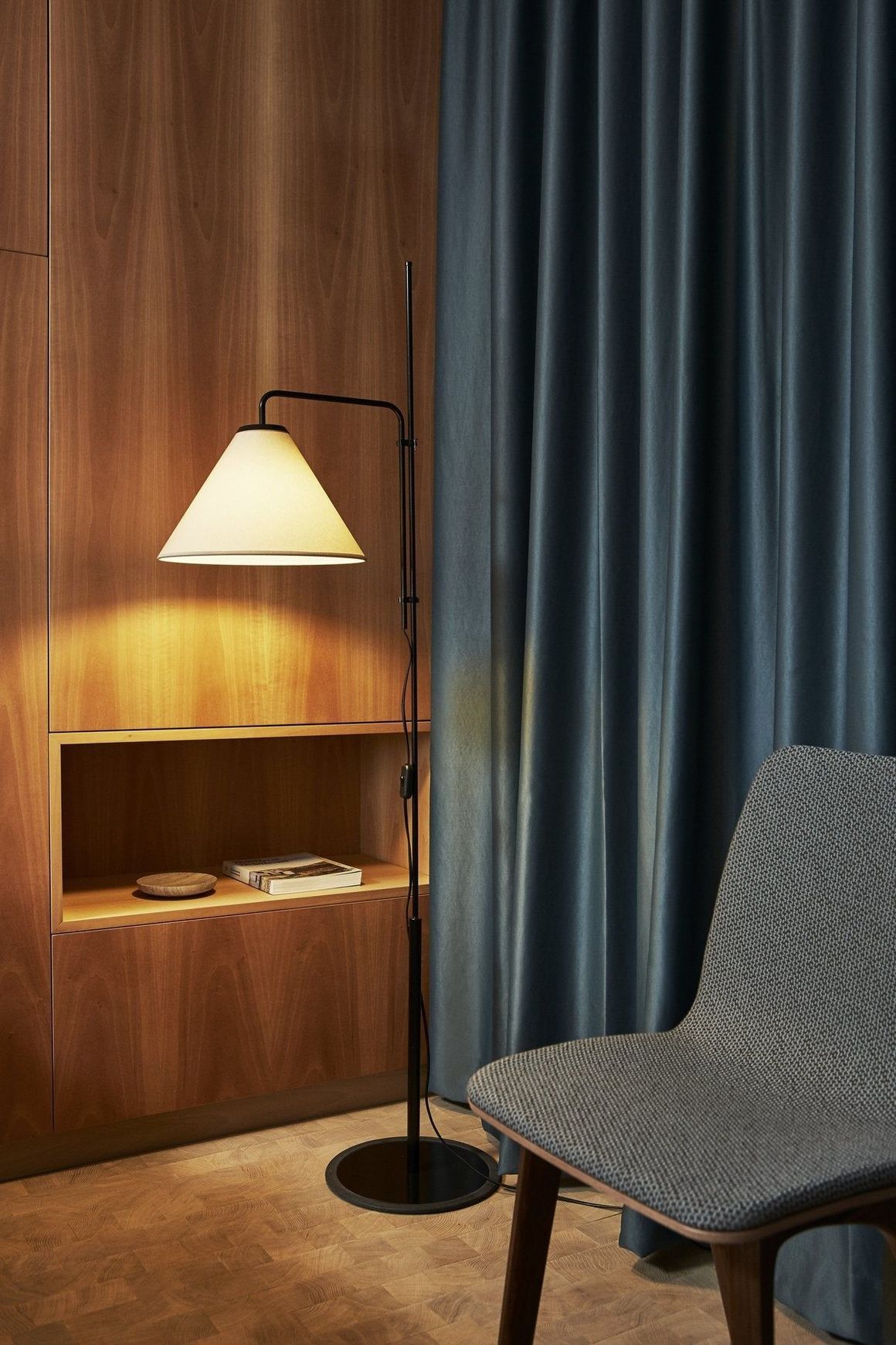 Funiculi Fabric Floor Lamp