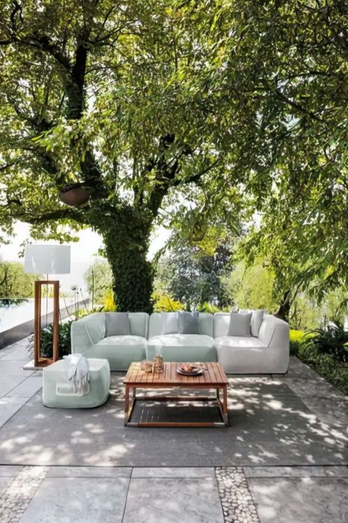 VERTIGO Floor Lamp