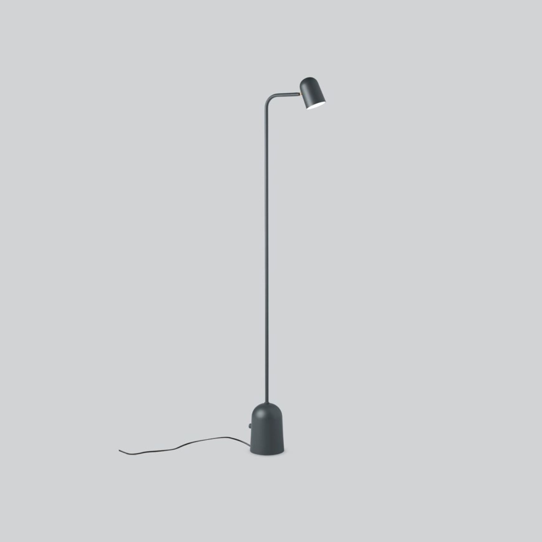 Buddy Floor Lamp