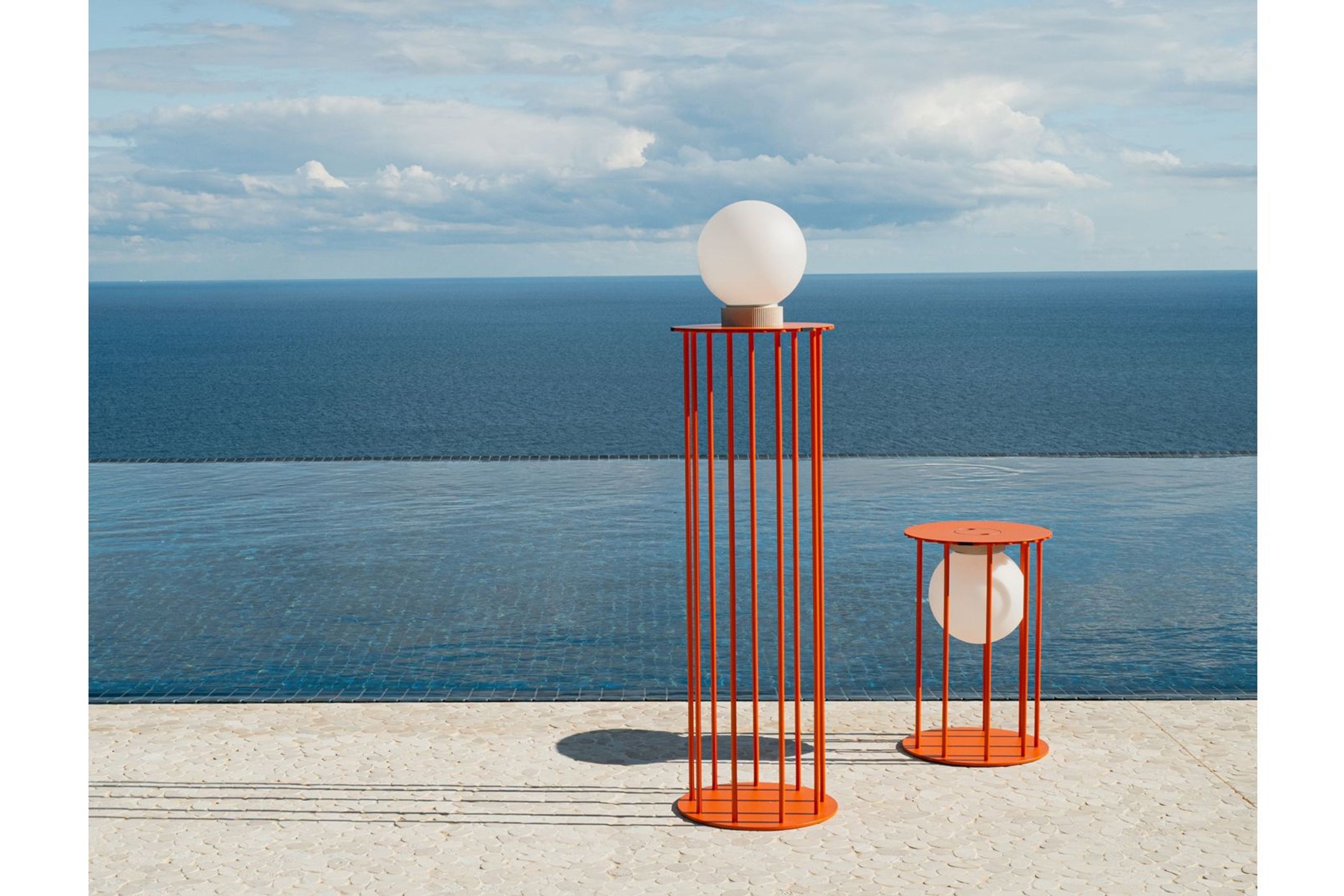 Intro Outdoor Floor Lamp