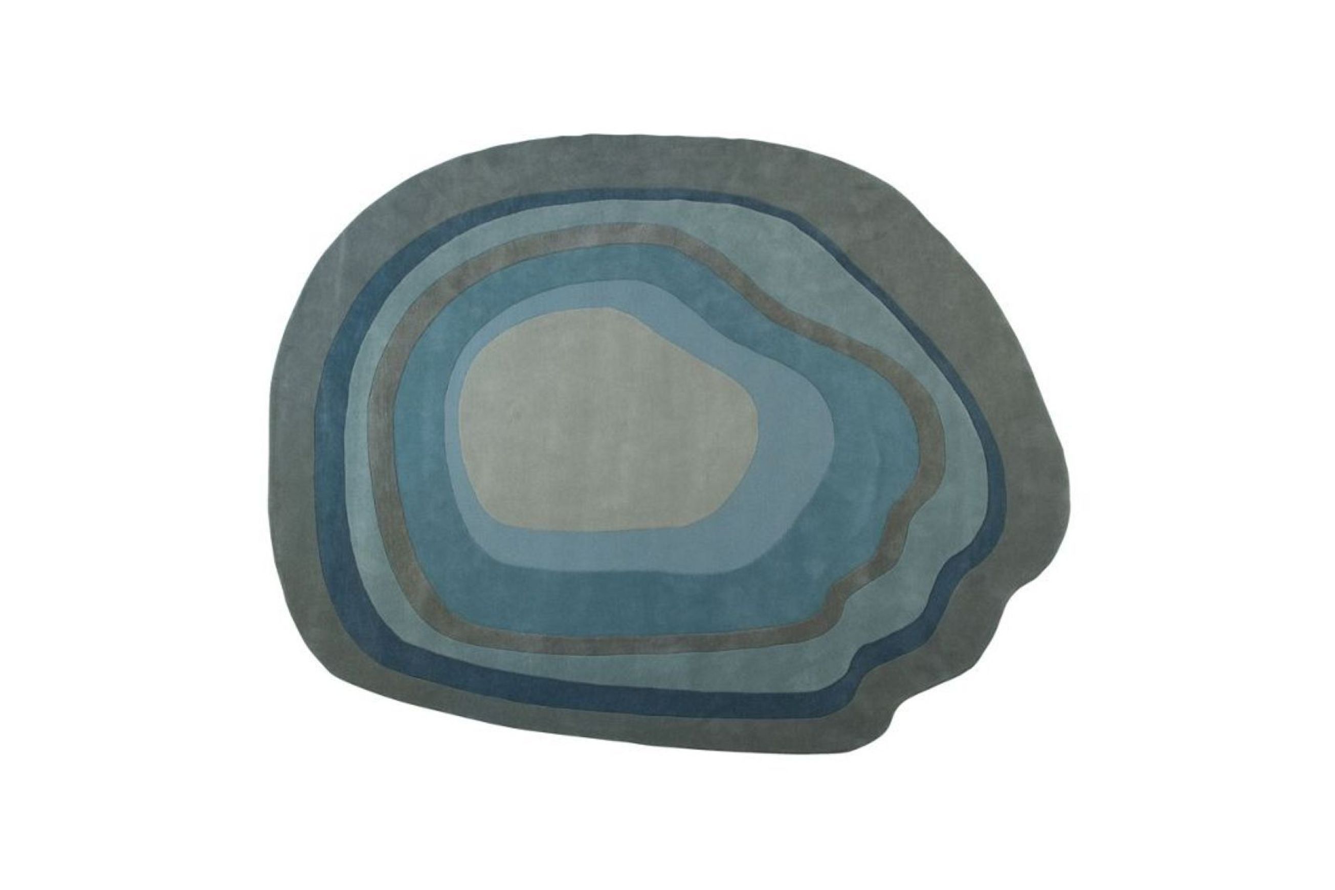 Trace Rug