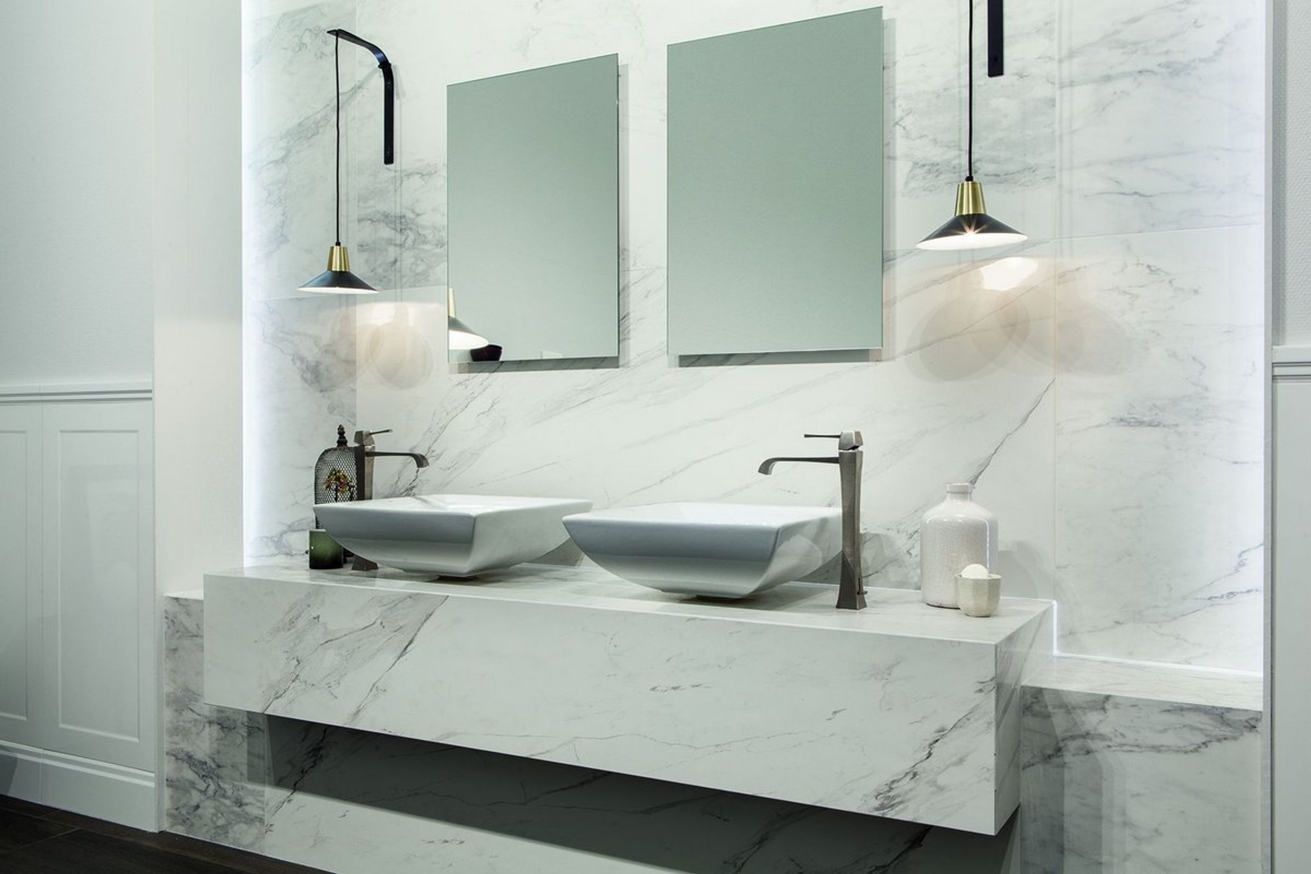 Calacatta Floor & Wall Tile