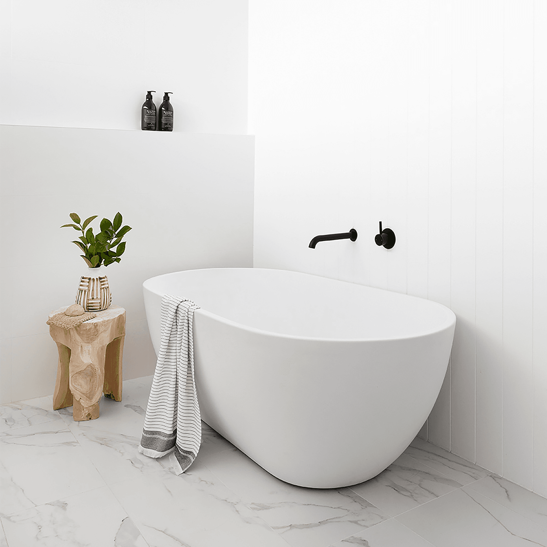 ST12 Justina Toka Bath