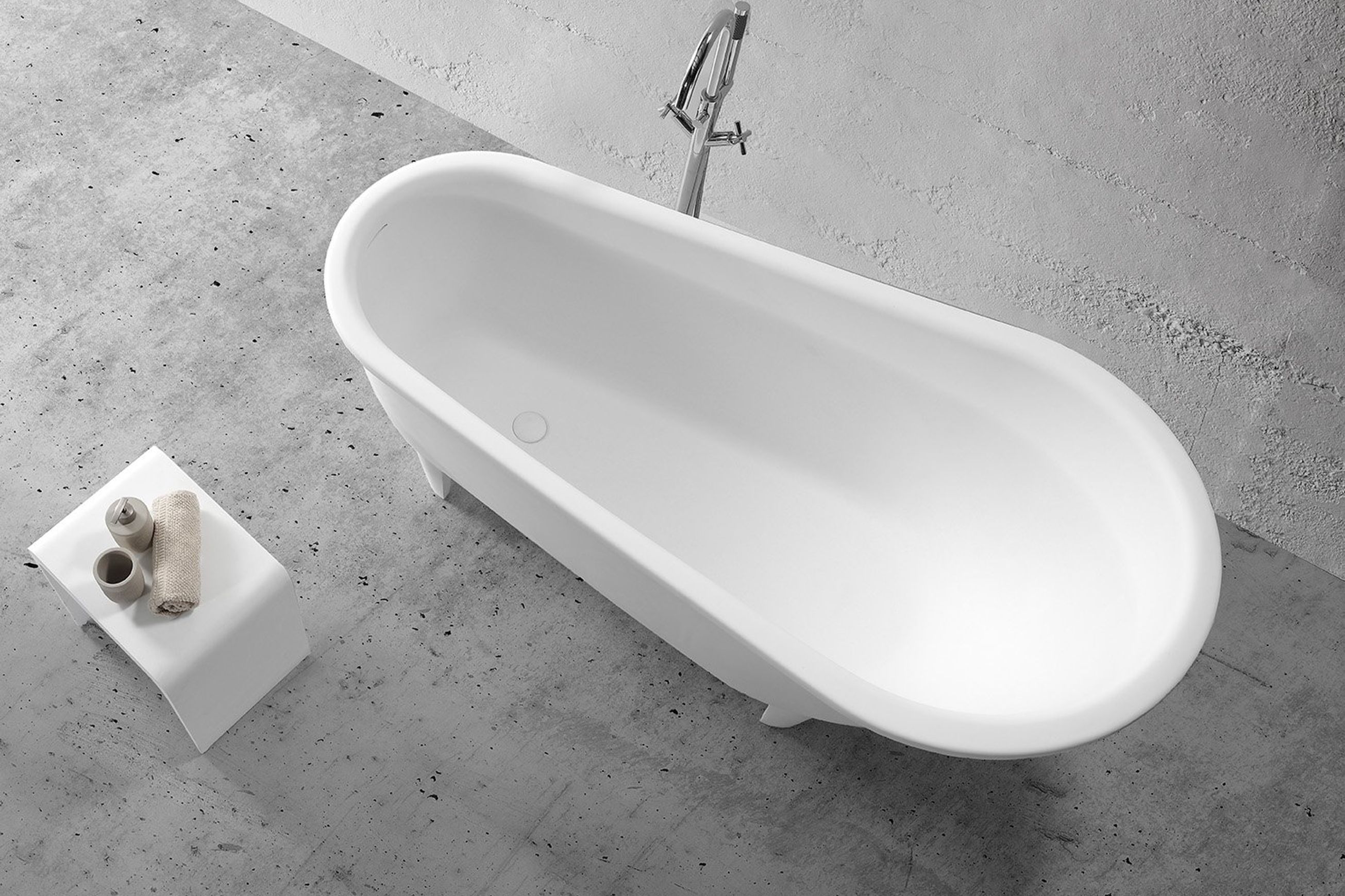 B095 Vintage Shape Hugi Bath 1720MM